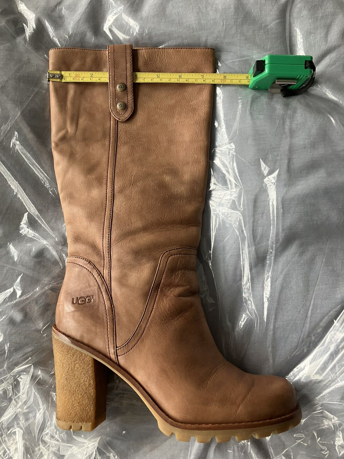 Ugg UGG Soft Leather Mid-Calf Boots in Camel Colour Size US 9 / IT 39 - 13 Thumbnail