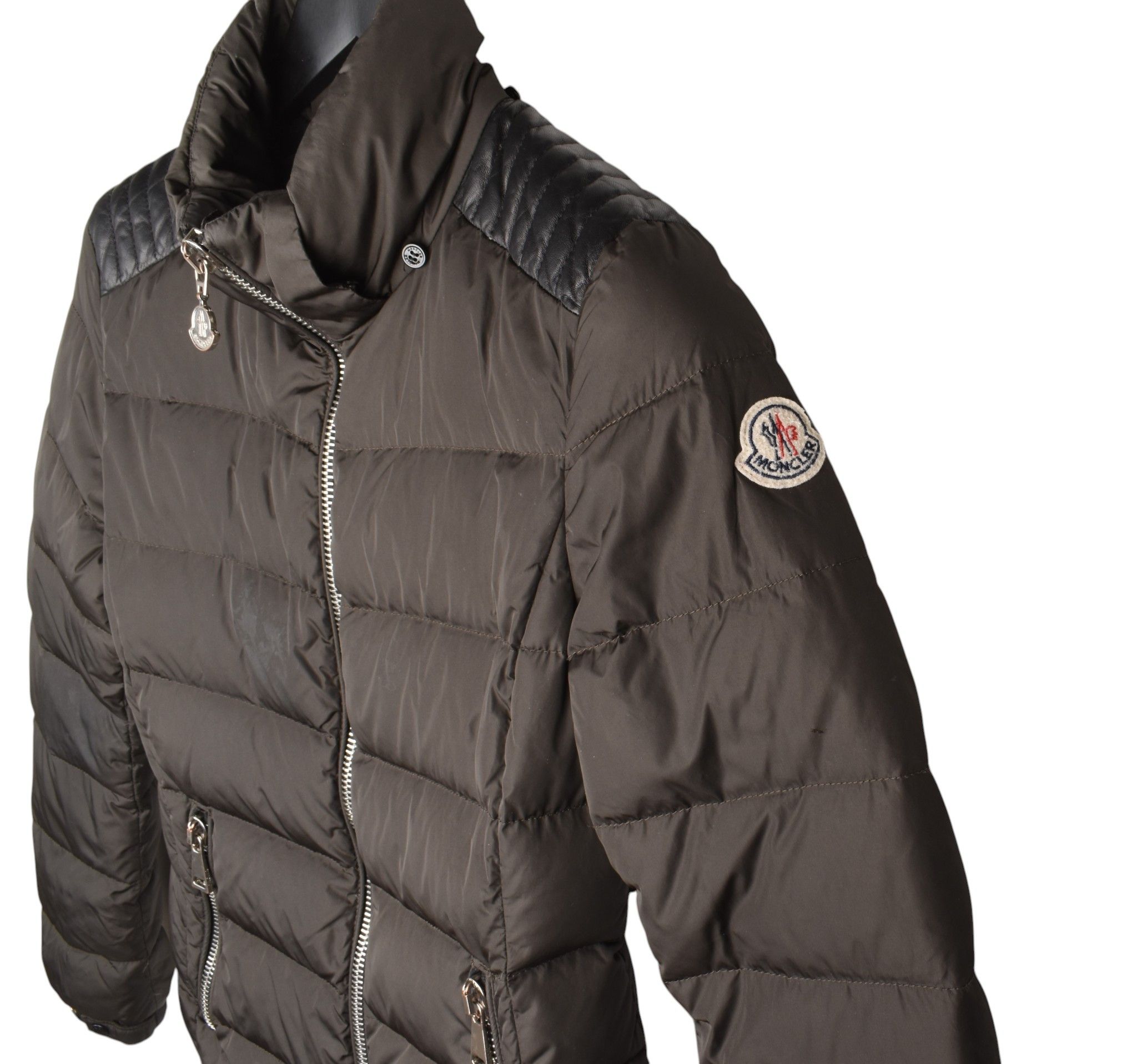 Moncler Original Moncler Oiron Women Down Jacket Size 1 / S H5863 Size S / US 4 / IT 40 - 3 Thumbnail