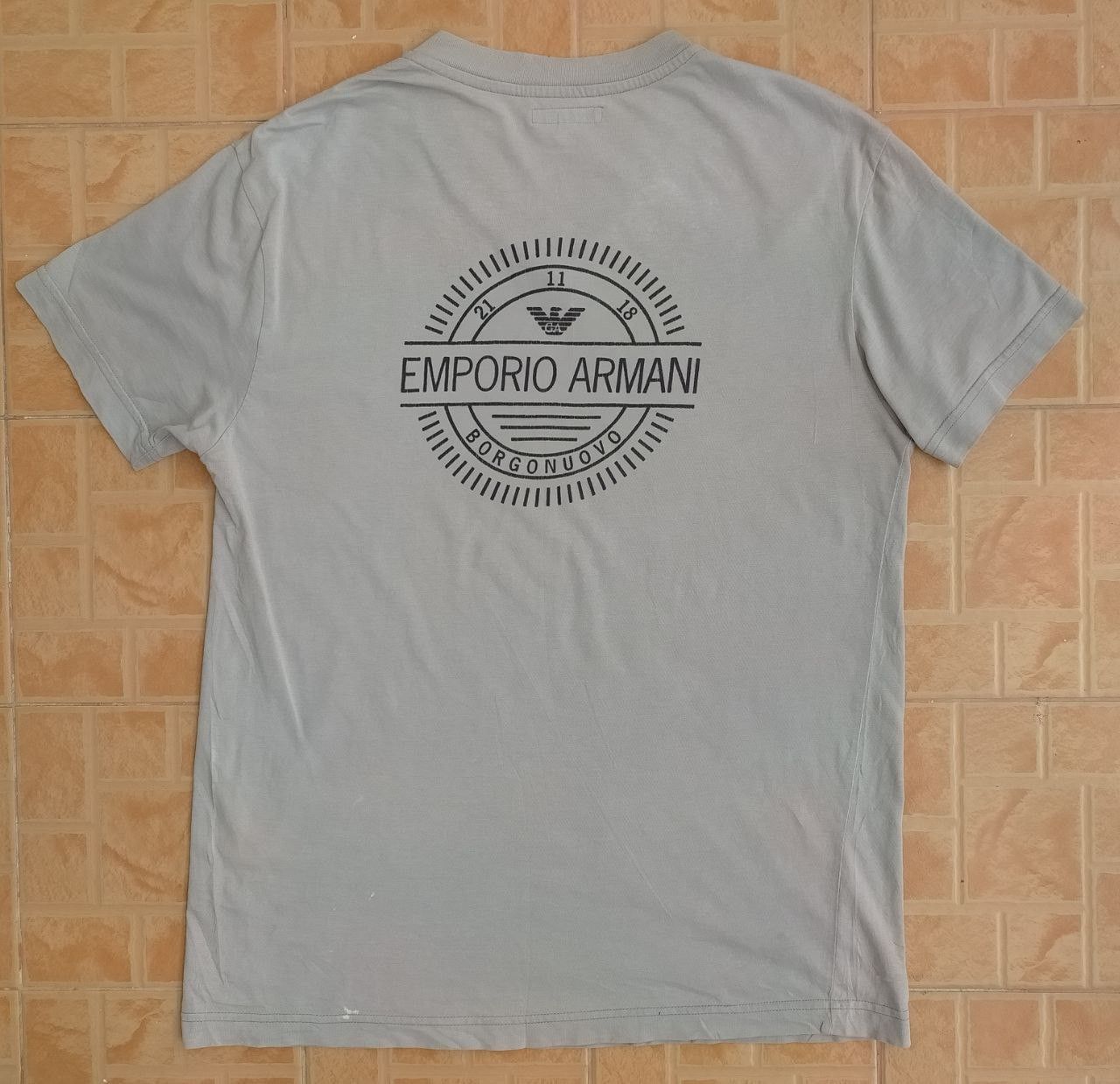 Emporio Armani VINTAGE EMPORIO ARMANI V-NECK LOGO BACK T-SHIRT GRAY Size US S / EU 44-46 / 1 - 5 Thumbnail