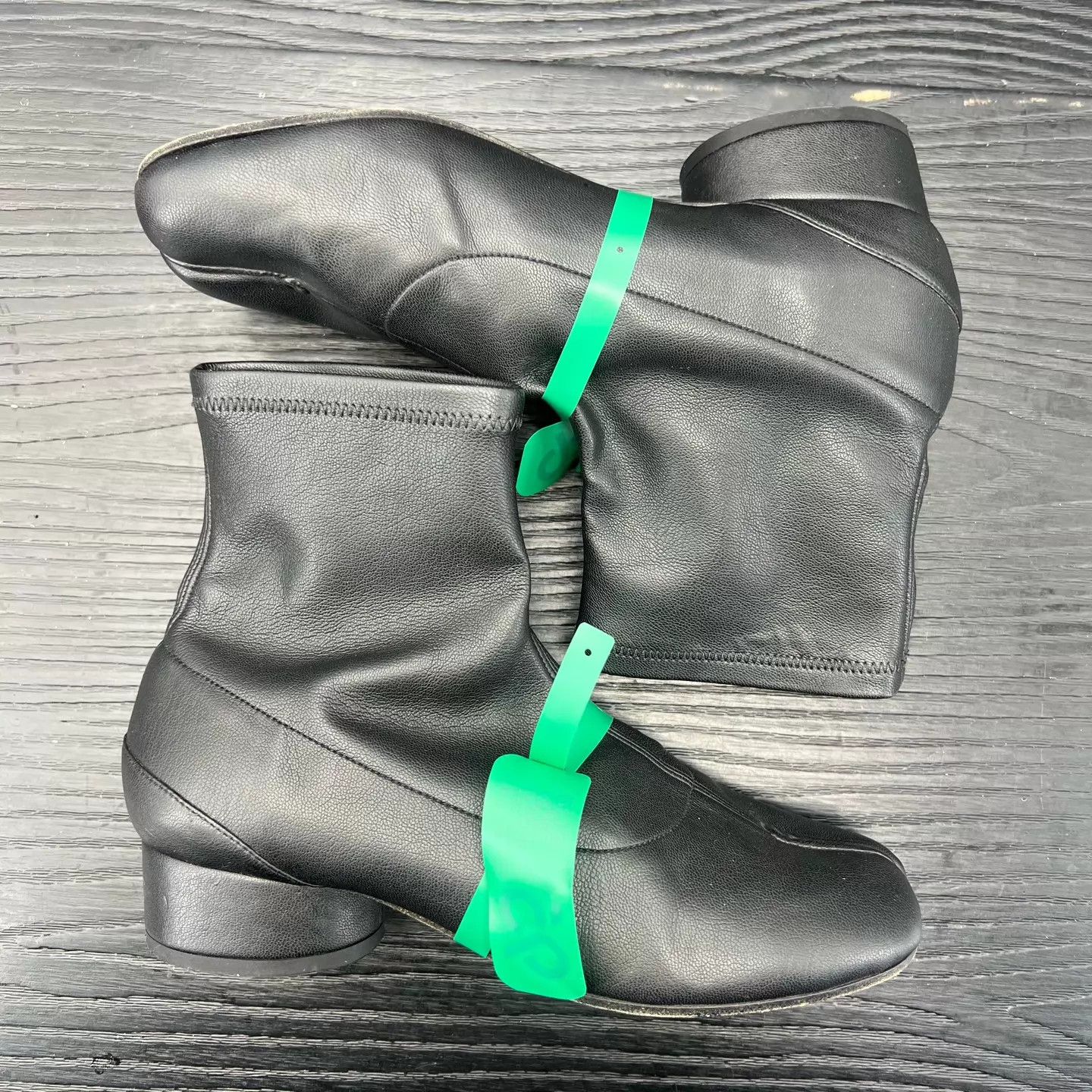 Maison Margiela Maison Margiela Tabi Black Short Boots 37 Worn 2x Size US 6.5 / IT 36.5 - 2 Thumbnail