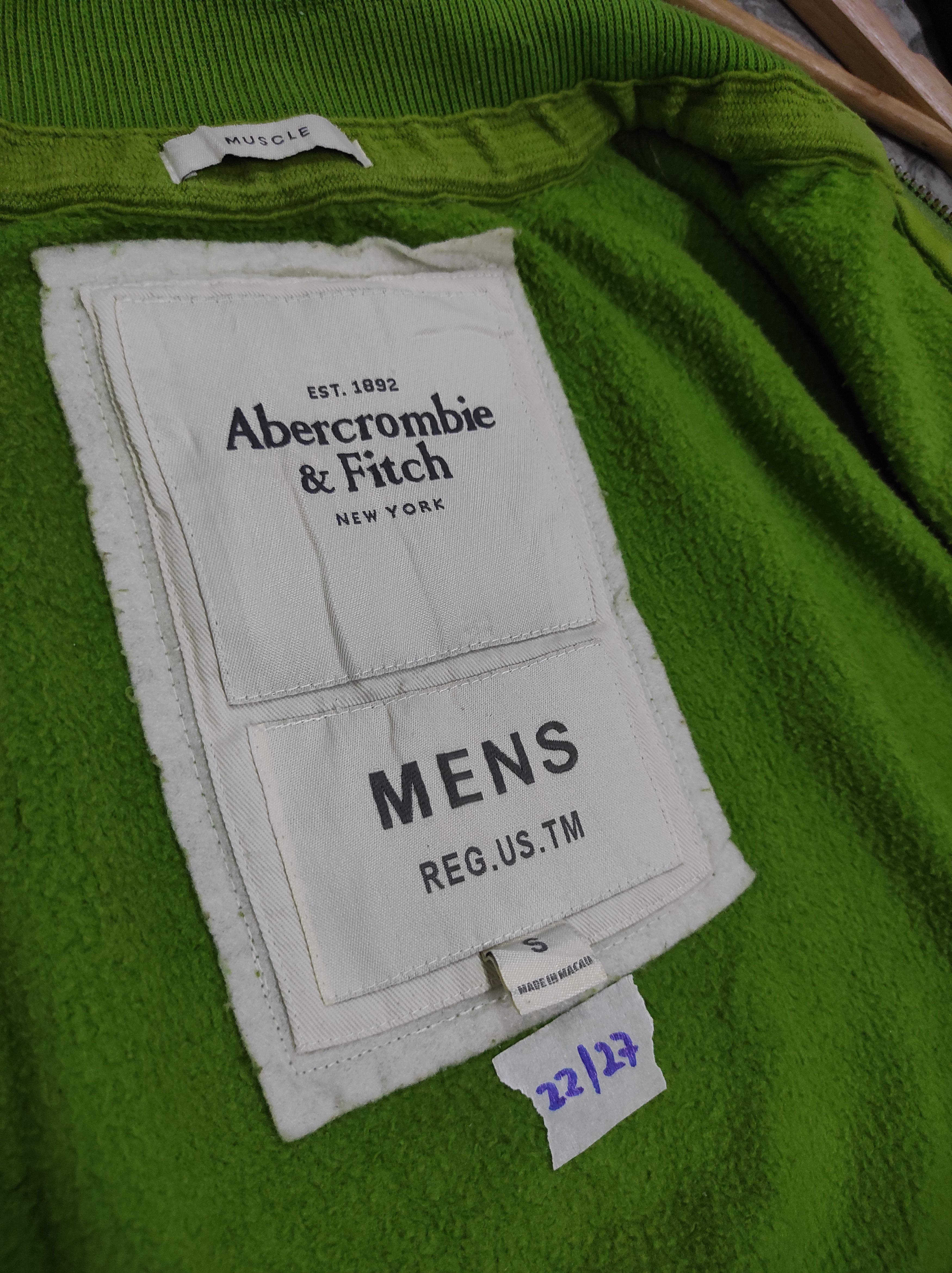 Abercrombie & Fitch × American Eagle Outfitters ABERCROMBIE & FITCH NY JACKET SWEATER Size US S / EU 44-46 / 1 - 6 Thumbnail