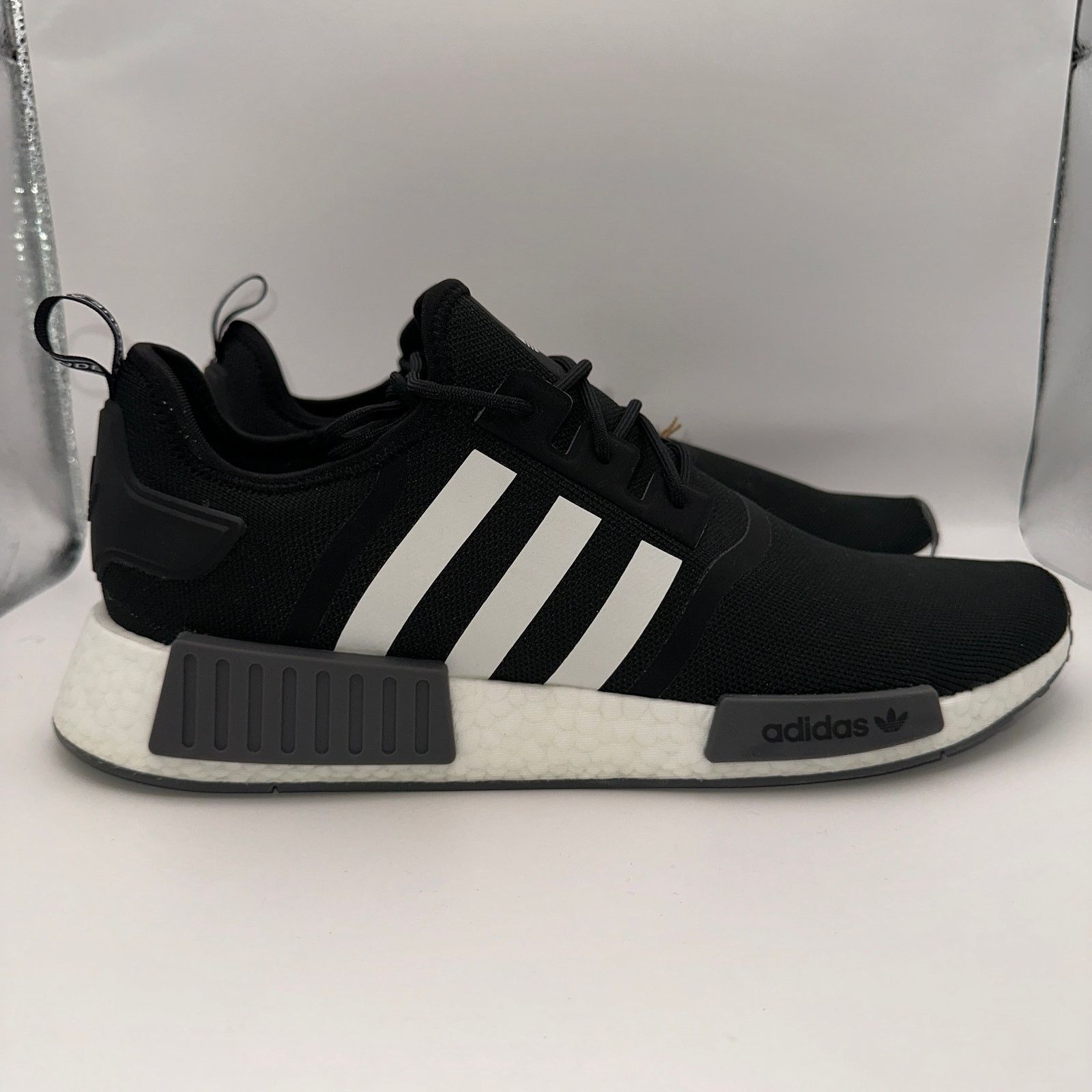 Adidas Adidas NMD R1 Primeblue Mens 13.5 Casual Running GZ9258 Size US 13 / EU 46 - 3 Thumbnail
