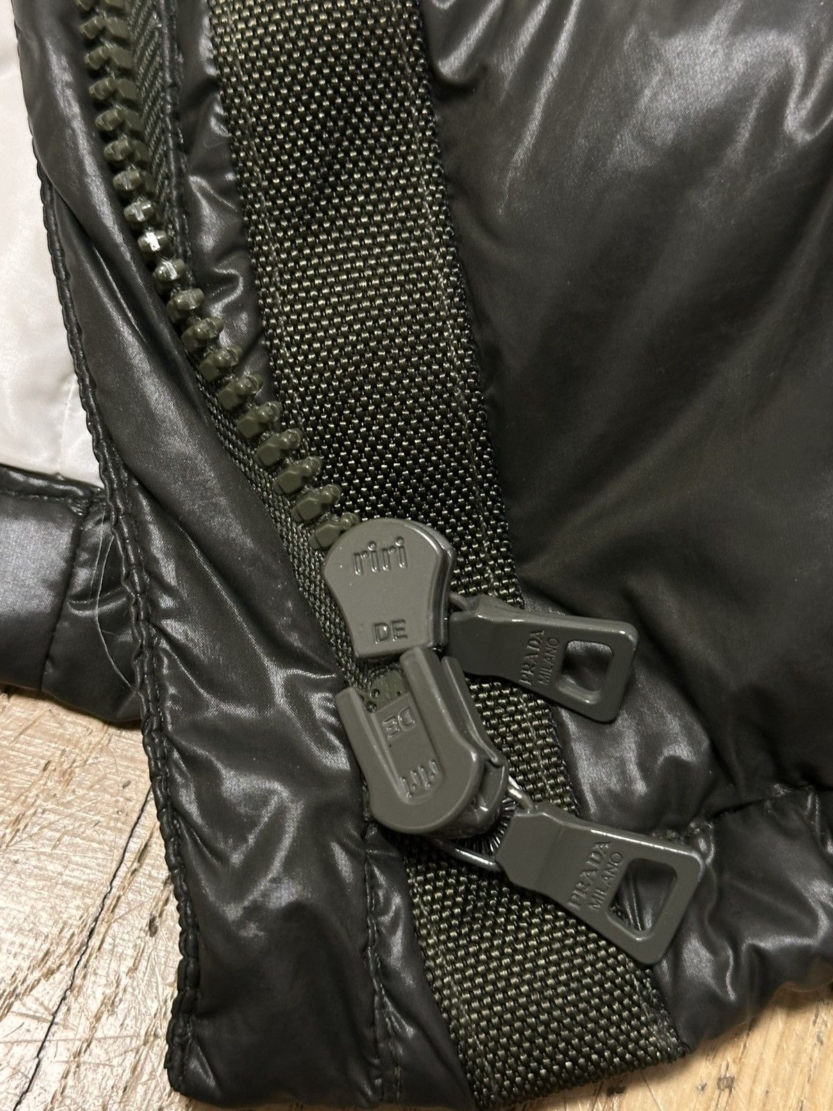 Prada Prada Milano Down Jacket M Size Size M / US 6-8 / IT 42-44 - 18 Thumbnail