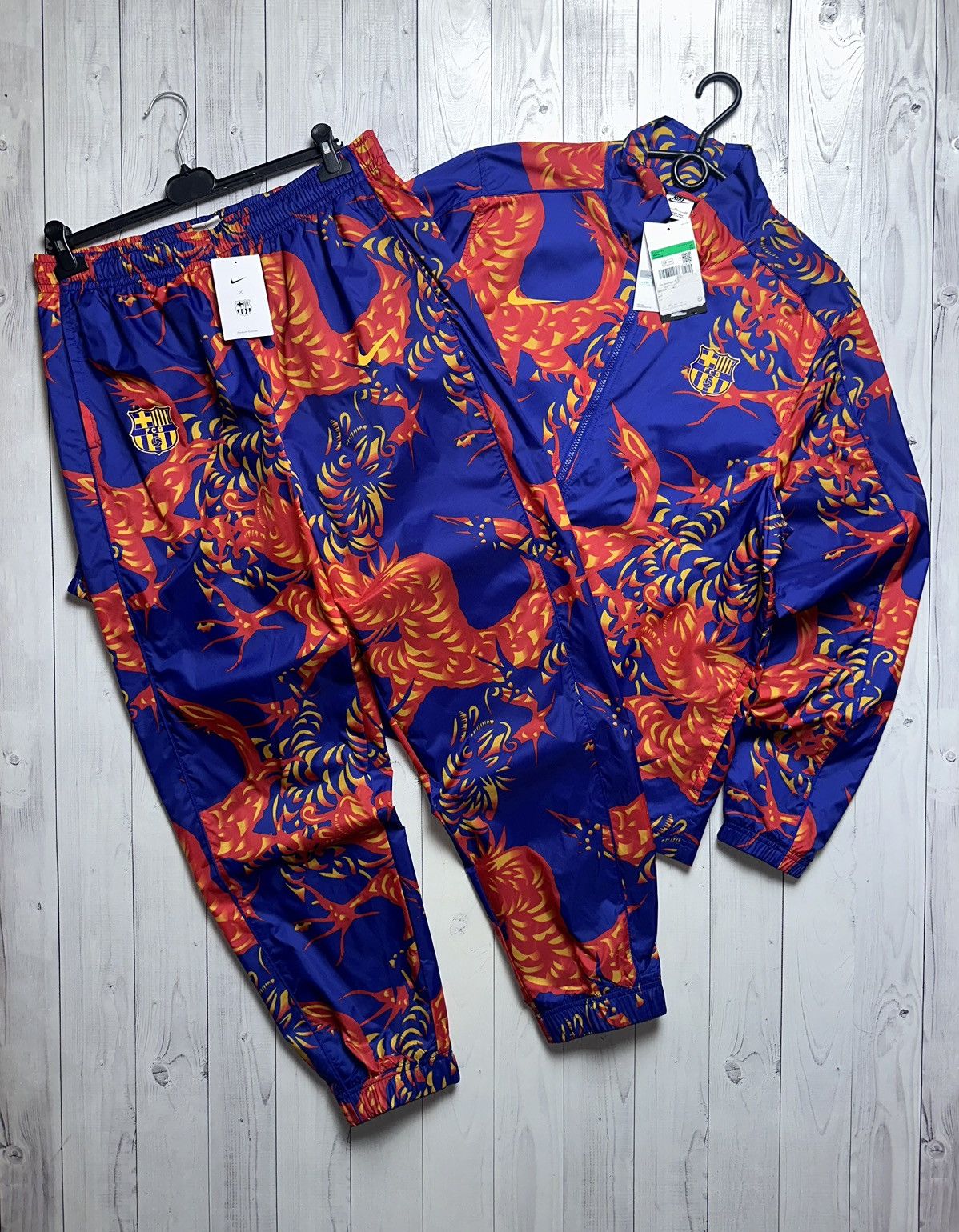 Barcelona Nike tracksuit multicolor rare hawai rare size XL