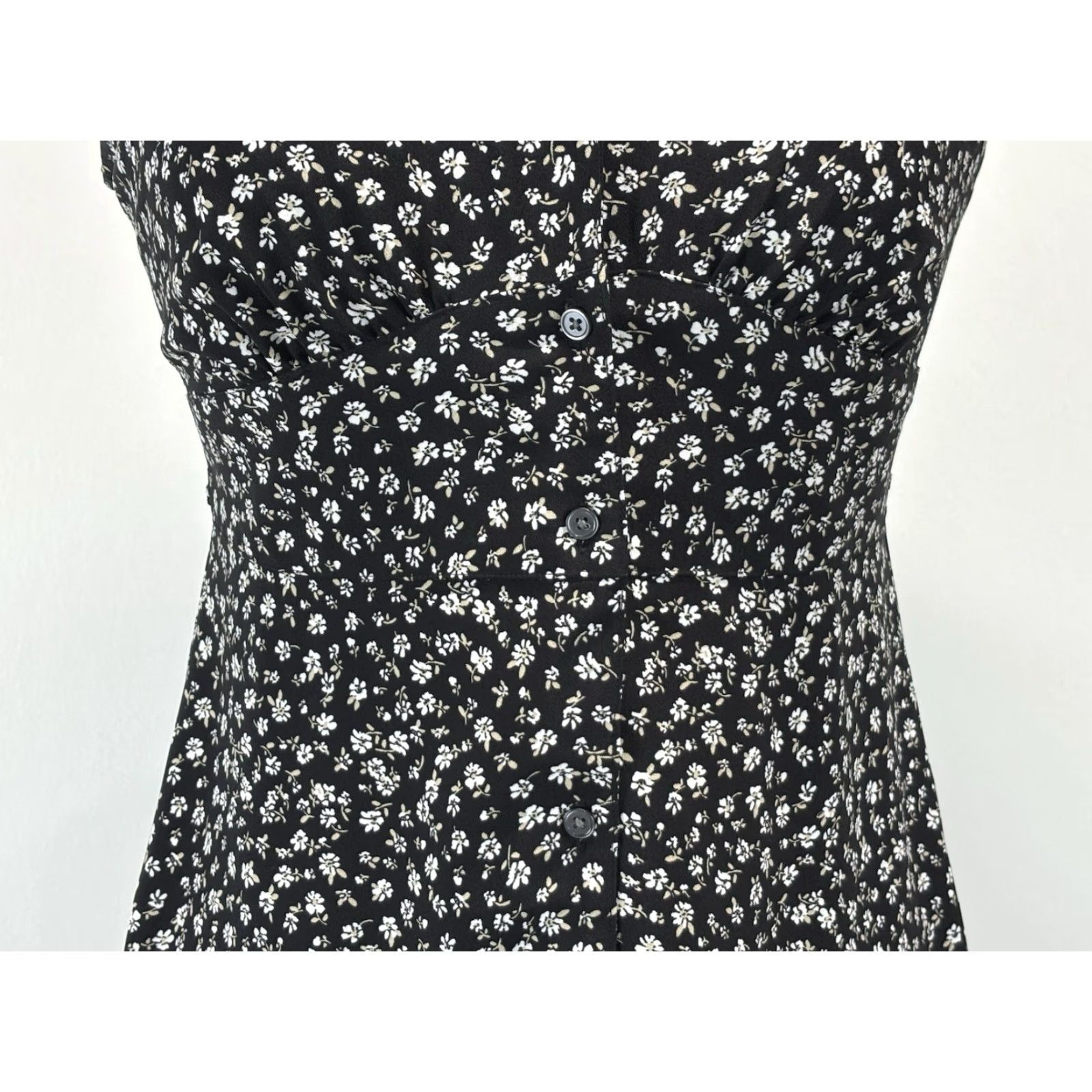 Loft LOFT Outlet Dress Womens Sz 4P Petite Black Ditsy Floral Midi Button Front Cottage Size S / US 4 / IT 40 - 6 Thumbnail