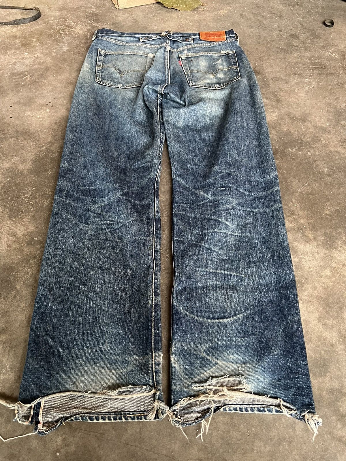 Levi's × Levi's Vintage Clothing VINTAGE LEVIS 702 BIG E SELVEDGE DISTRESSED JEANS Size US 32 / EU 48 - 2 Thumbnail