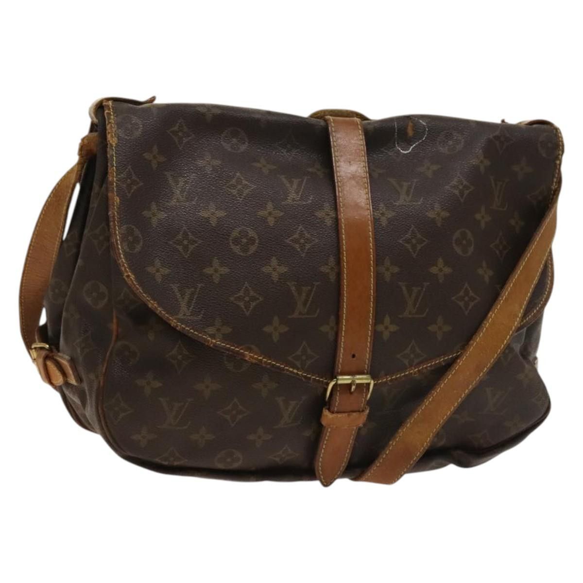 Louis Vuitton LOUIS VUITTON Monogram Saumur 30 Shoulder Bag M42256 Size ONE SIZE - 1 Thumbnail