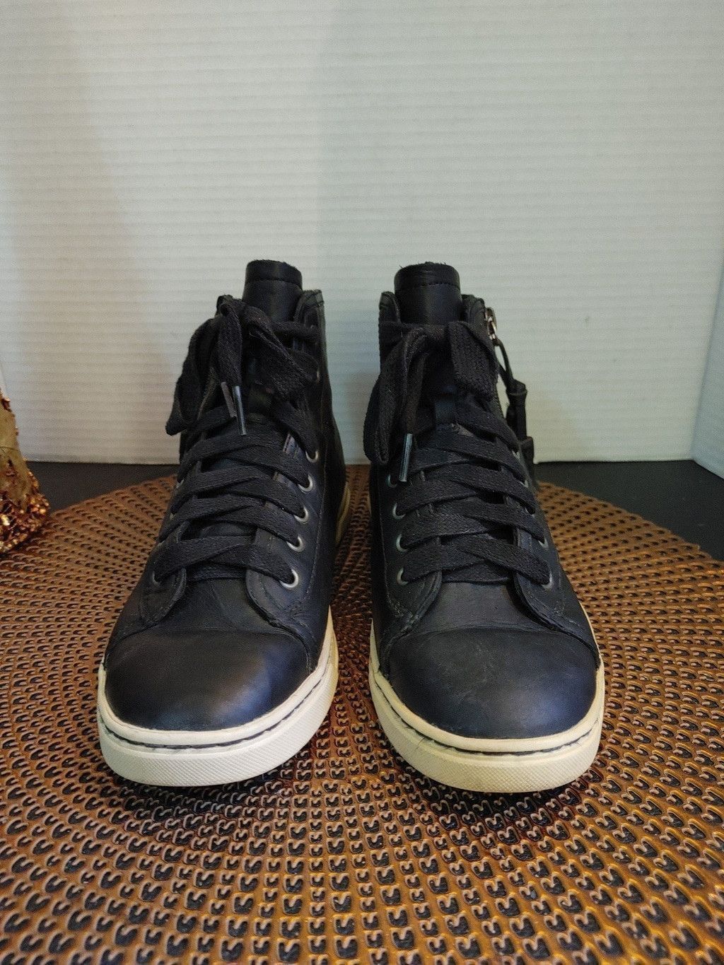 Ugg UGG Blaney Trainer Leather Fashion Hi-Top Sneakers Size 7 Size US 7 / IT 37 - 2 Thumbnail