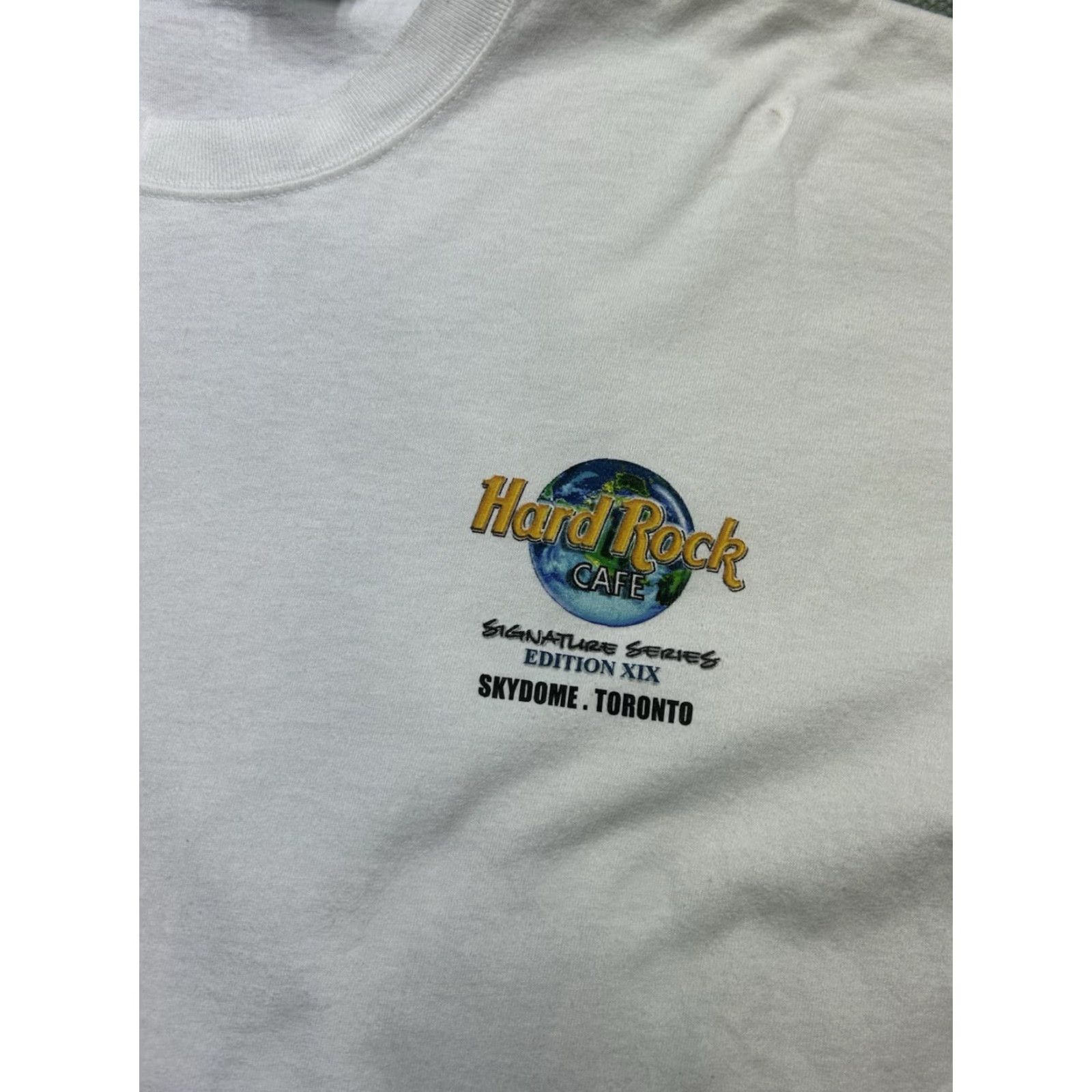 Hard Rock Cafe VINTAGE Hard Rock Cafe T-Shirt Elvis Music Skydome Toronto Canada White XL Men Short Sleeve 90s Graphic Shirt Size US XL / EU 56 / 4 - 6 Thumbnail