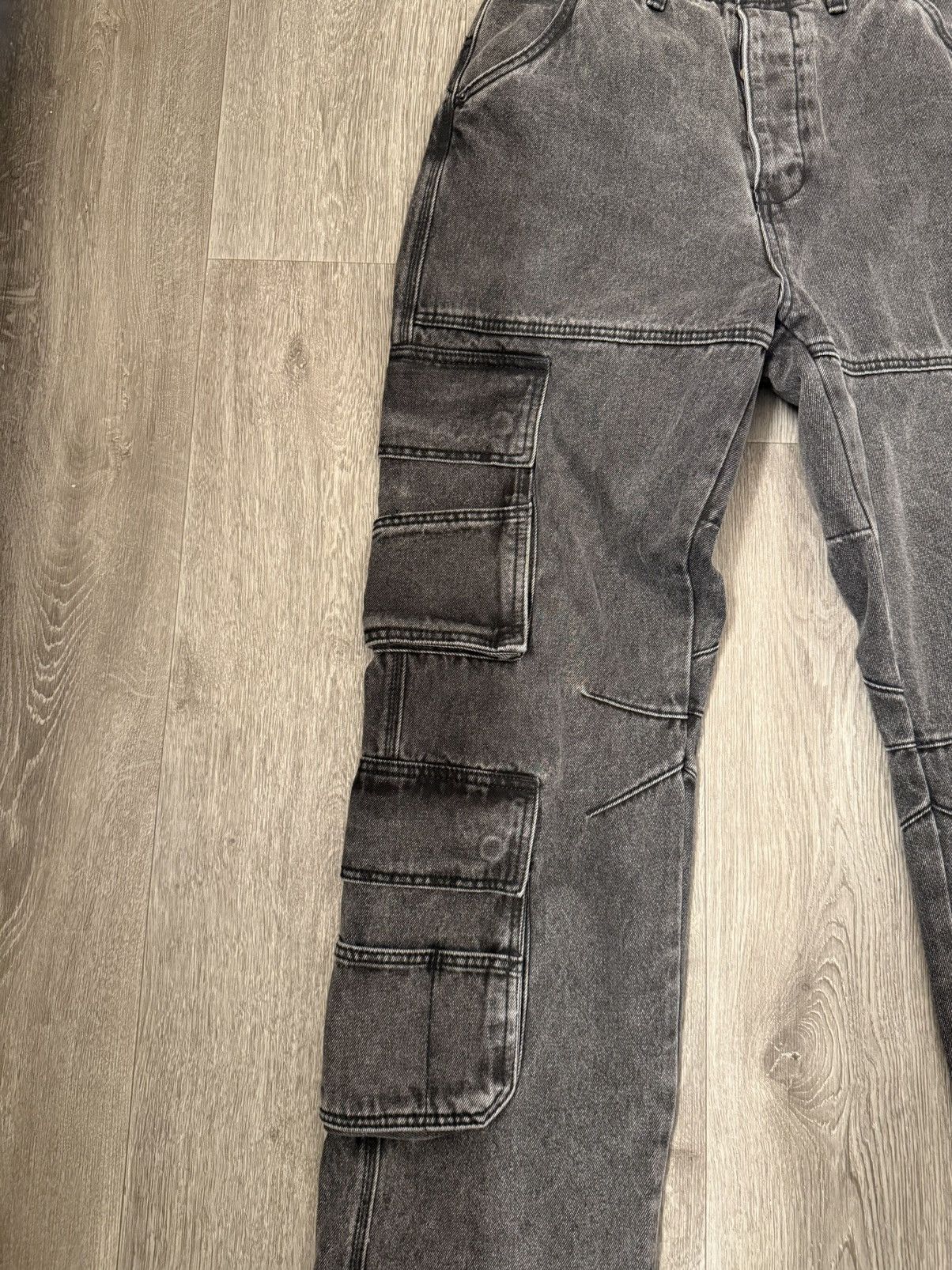 MNML MNML Washed Black Multi Cargo Denim Jeans Size 29 Size US 29 - 2 Thumbnail
