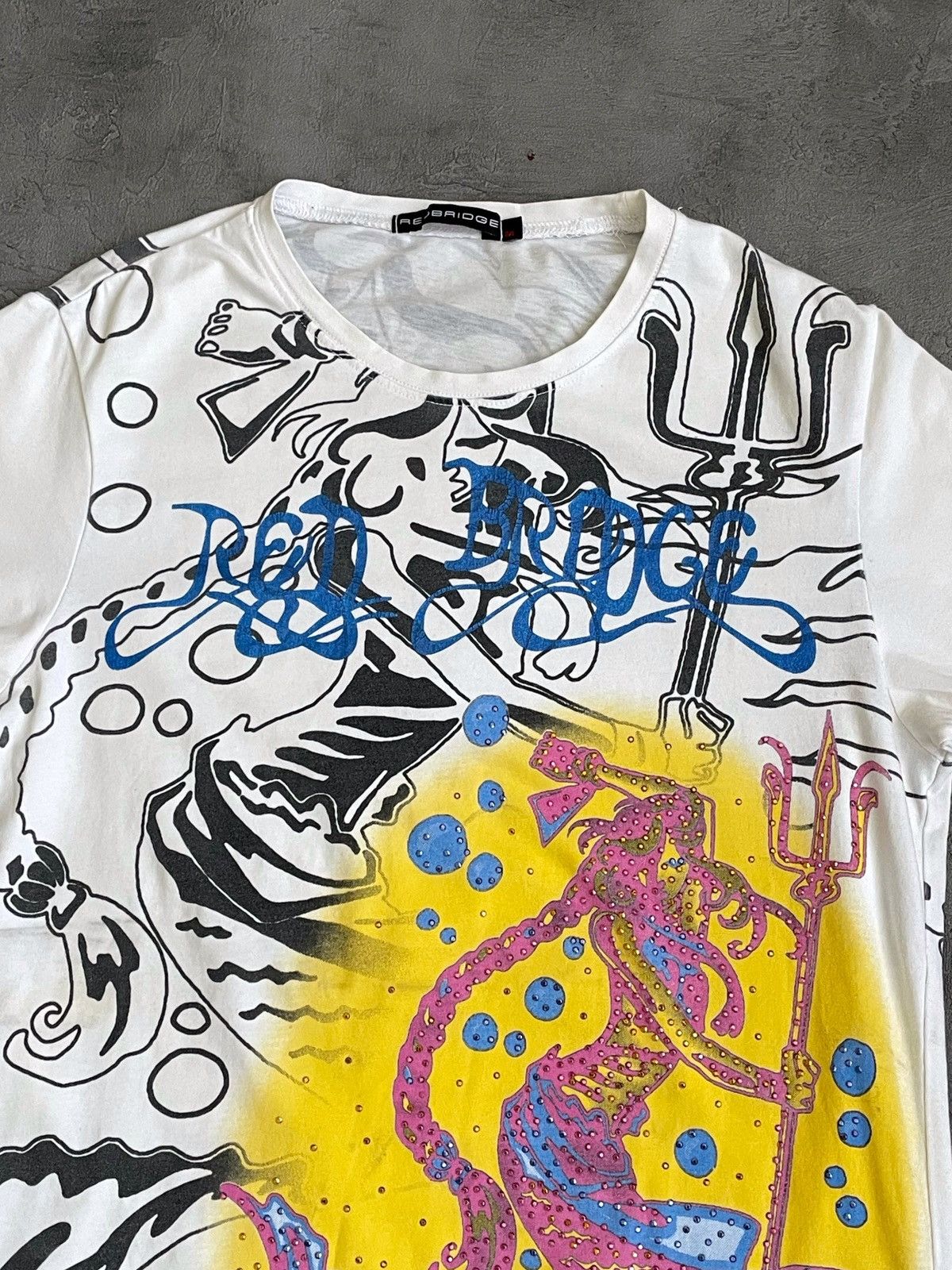Vintage Red Bridge 2000s style t shirt Ed Hardy style Size M / US 6-8 / IT 42-44 - 3 Thumbnail