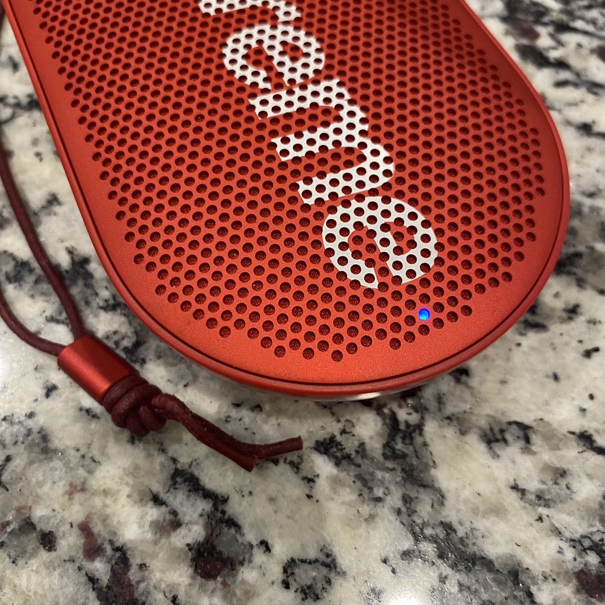 Supreme Supreme B&o Speaker Fw17 Size ONE SIZE - 4 Thumbnail