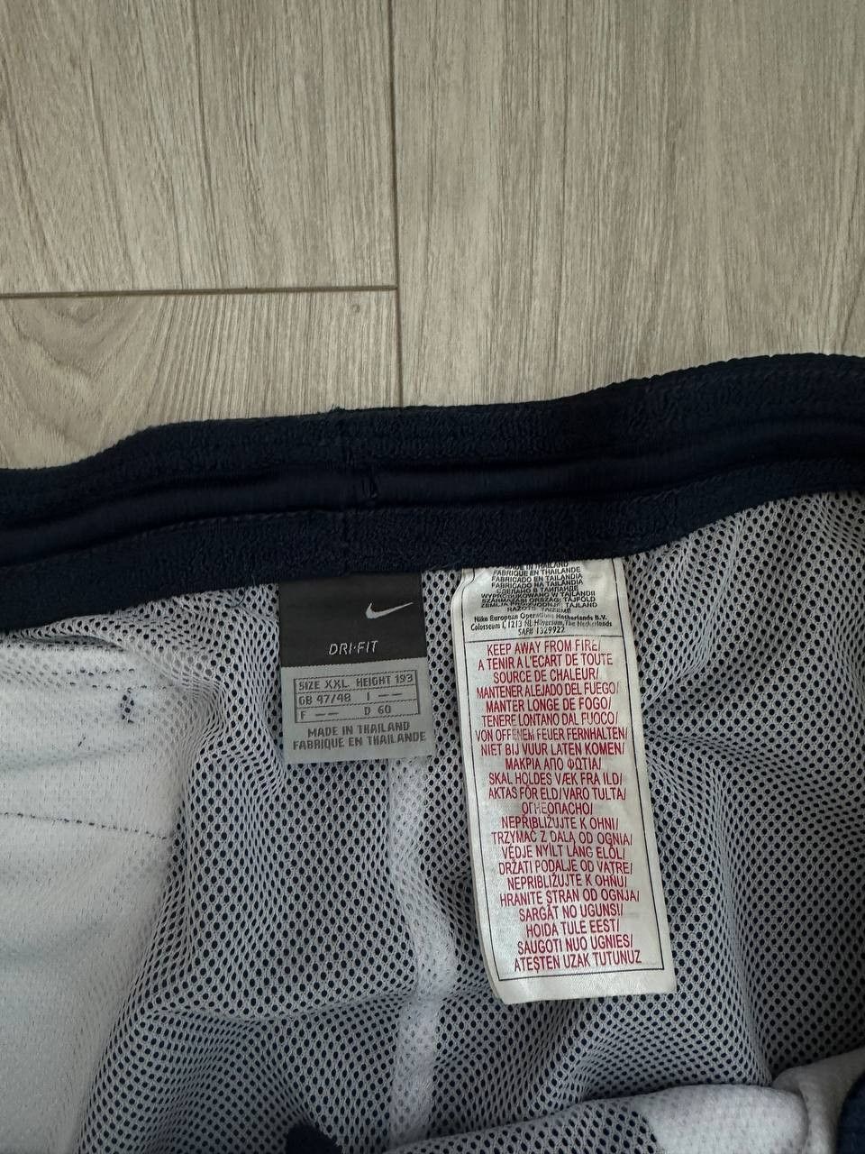 Nike Vintage Nike Track Pants Nylon Drill Y2K Style Size US 38 / EU 54 - 6 Thumbnail