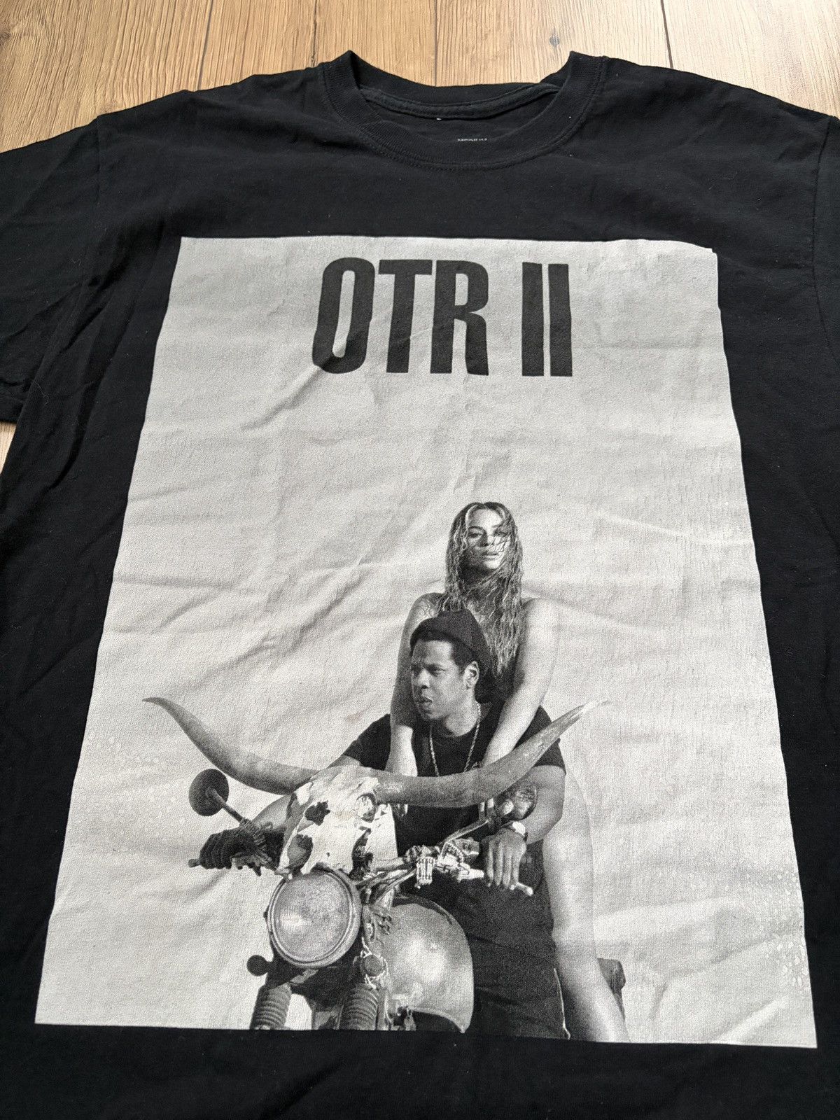 Band Tees OTR II Jay Z and Beyonce 2018 Tour T-shirt Size US M / EU 48-50 / 2 - 2 Thumbnail