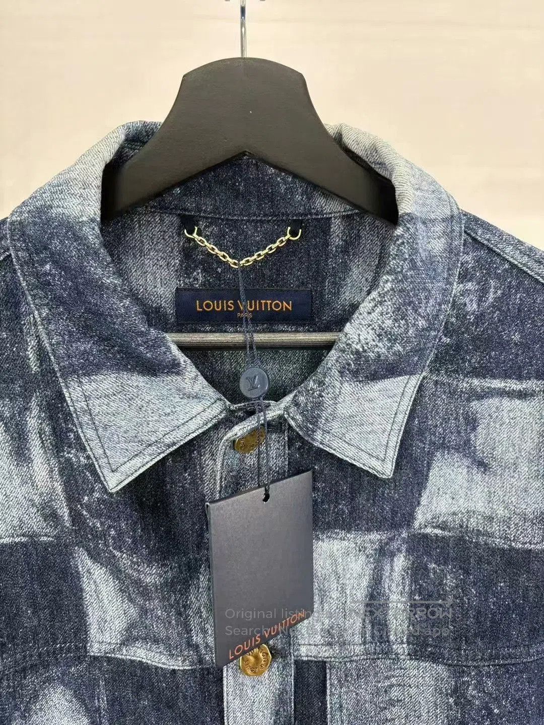Louis Vuitton Louis Vuitton Blue Checkered Short Sleeve Shirt. Size US XL / EU 56 / 4 - 5 Thumbnail
