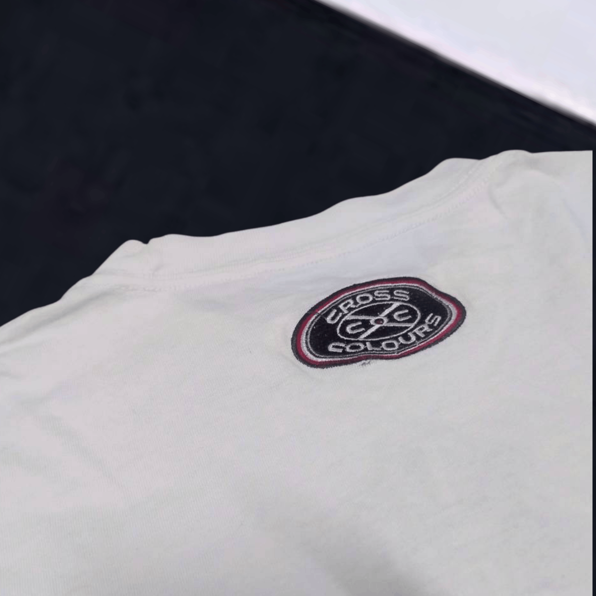 Cross Colours 2K Cross colour boxy white t-shirts Size US XL / EU 56 / 4 - 5 Thumbnail