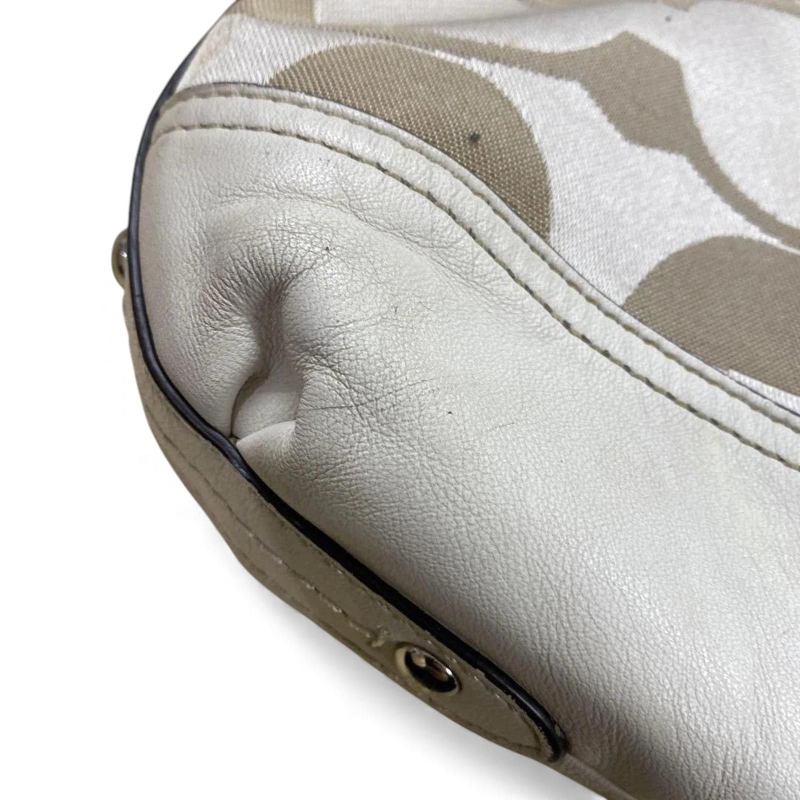 Coach Coach - Beige White Signature Canvas Shoulder Bag Size ONE SIZE - 7 Thumbnail