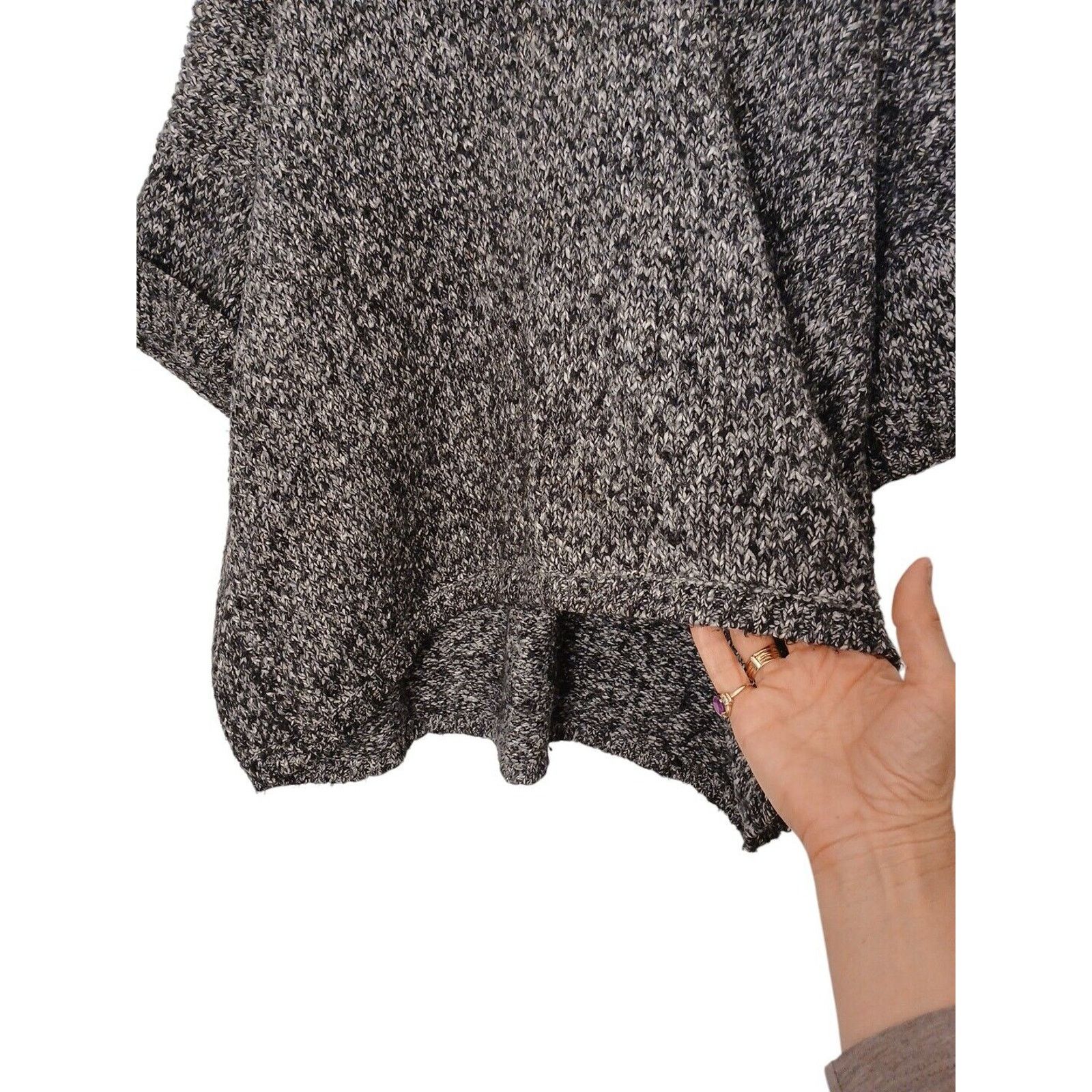 Calvin Klein Calvin Klein Sweater Women’s Size M Gray HI-LO 3/4 Sleeve Size M / US 6-8 / IT 42-44 - 3 Thumbnail