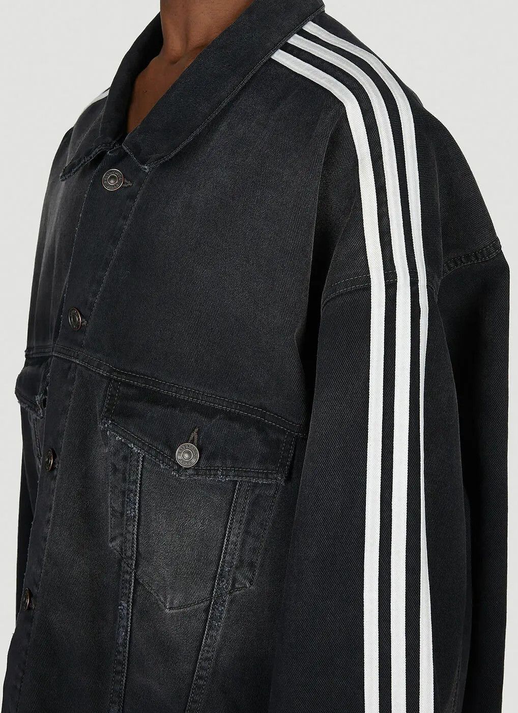 Adidas × Balenciaga o1w1db10824 Oversized Jacket in Black/White Size US M / EU 48-50 / 2 - 5 Thumbnail