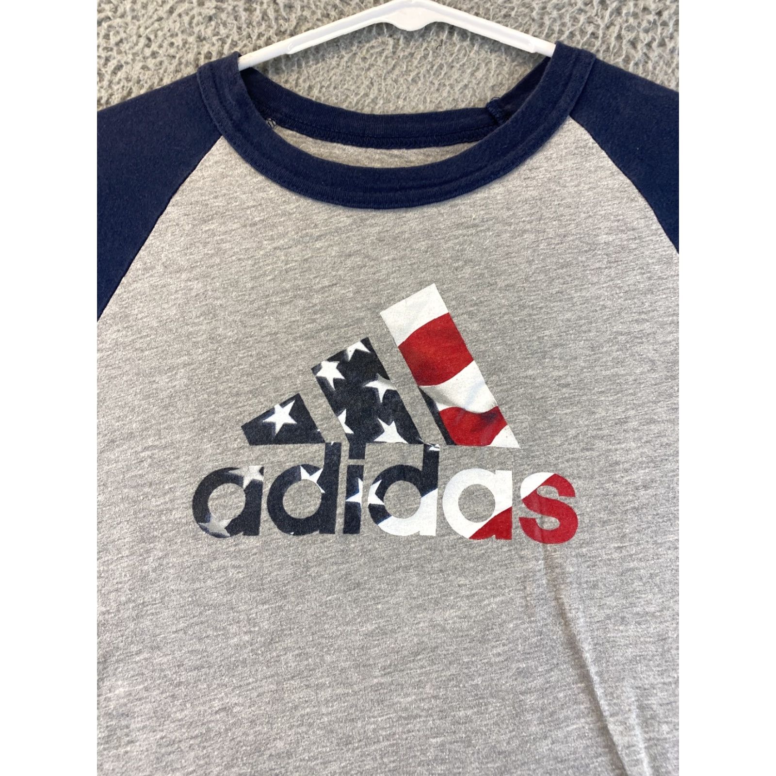 Adidas Adidas Shirt Mens Size S 3/4 Sleeve USA Flag Graphic Gray Navy Blue 91-67 Size US S / EU 44-46 / 1 - 2 Thumbnail
