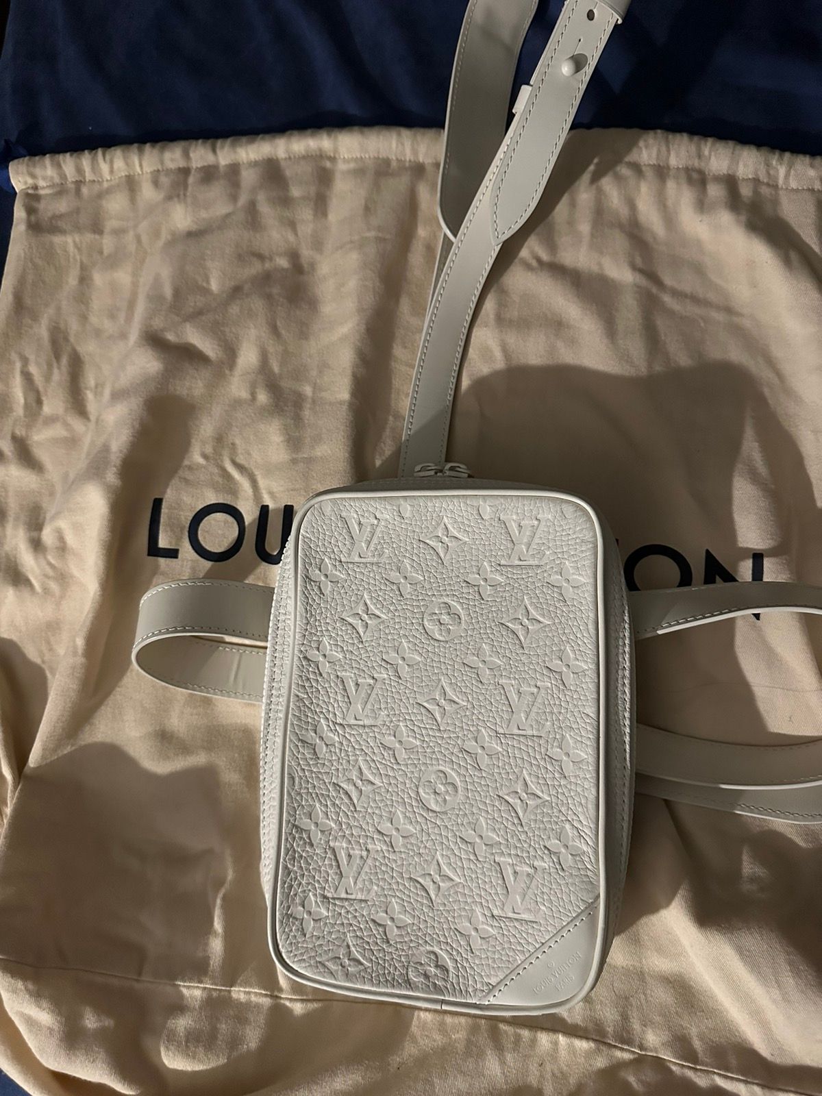 Pre-owned Louis Vuitton X Virgil Abloh Louis Vuitton White Utility Side Bag
