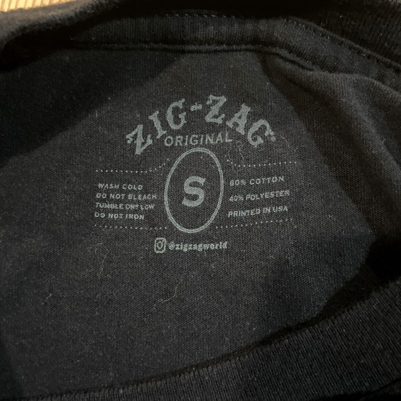 Vintage VINTAGE Zig-Zag Rolling Papers Classic T-Shirt - Black Size S Size US S / EU 44-46 / 1 - 5 Thumbnail