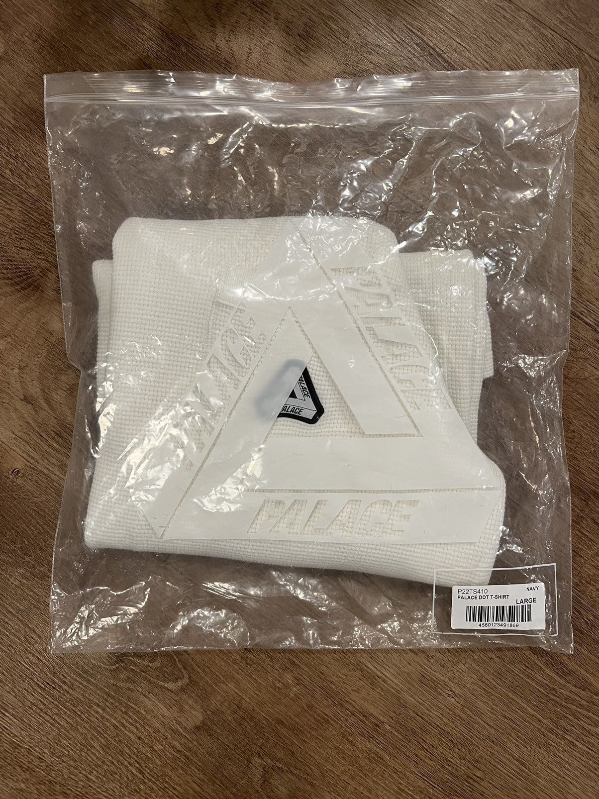 image of Palace Waffle Overlock T-Shirt in White, Men's (Size Medium)