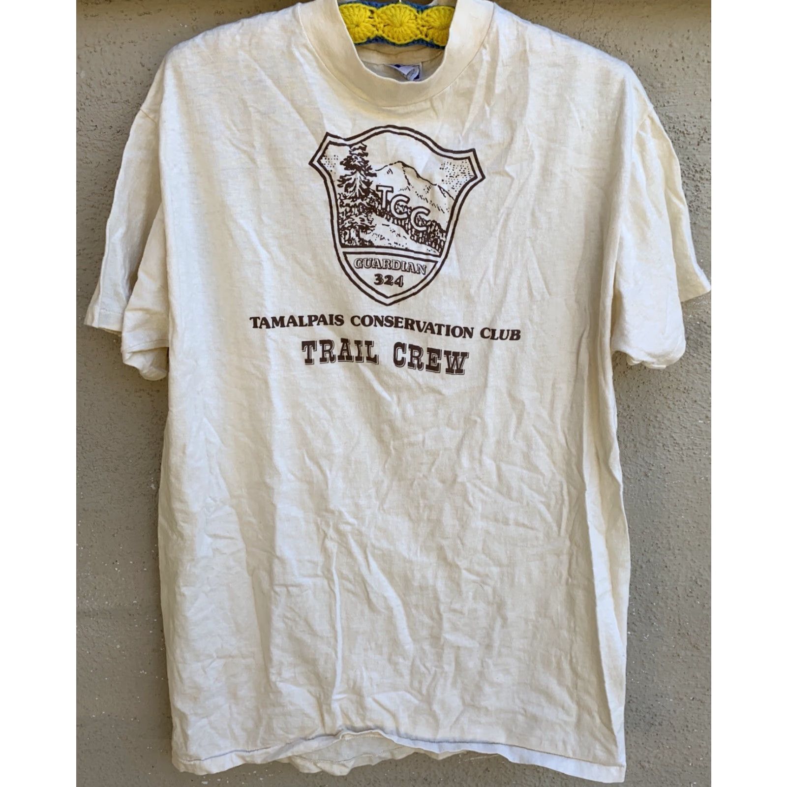 Hanes VINTAGE Hanes TCC Guardian 324 Tamalpais Conservation Club Trail Crew T Shirt XL Men Ivory 1980s Graphic Tee Size US XL / EU 56 / 4 - 5 Thumbnail