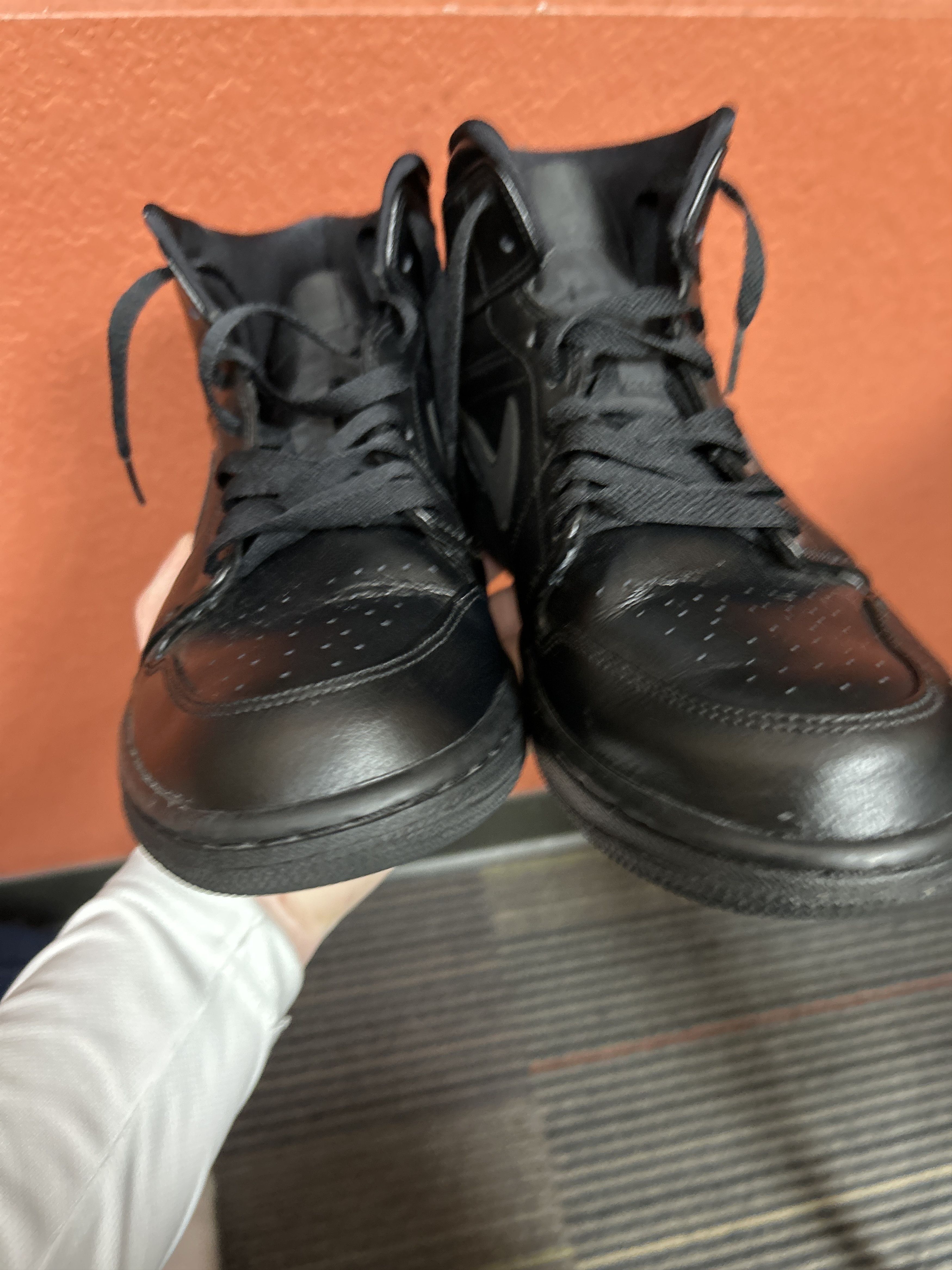 Nike Black Jordan 1 Size US 11 / EU 44 - 5 Thumbnail