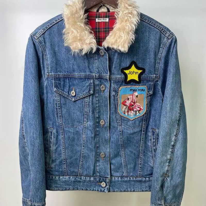 Miu Miu Miu Miu Light Blue Denim Jacket with Faux Fur Collar 0089 Size S / US 4 / IT 40 - 1 Thumbnail