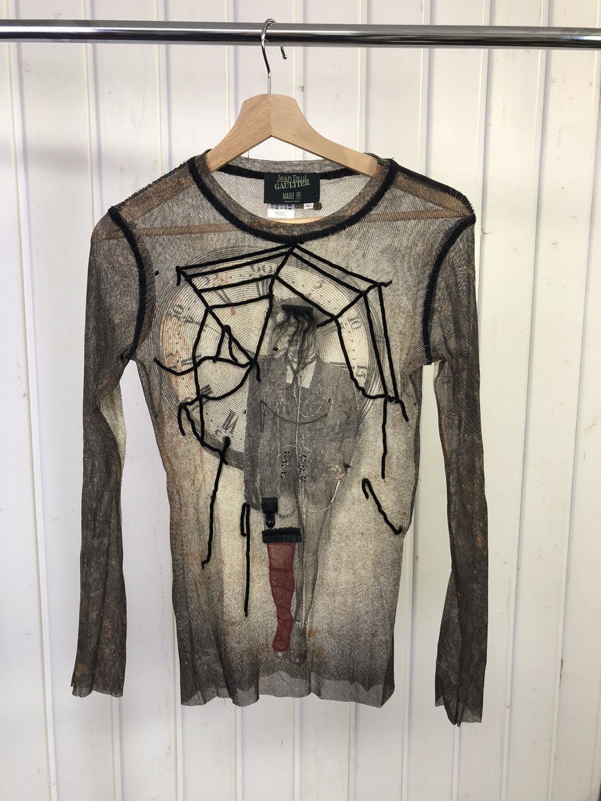 Eyes And Lips Mesh Printed Tank Top