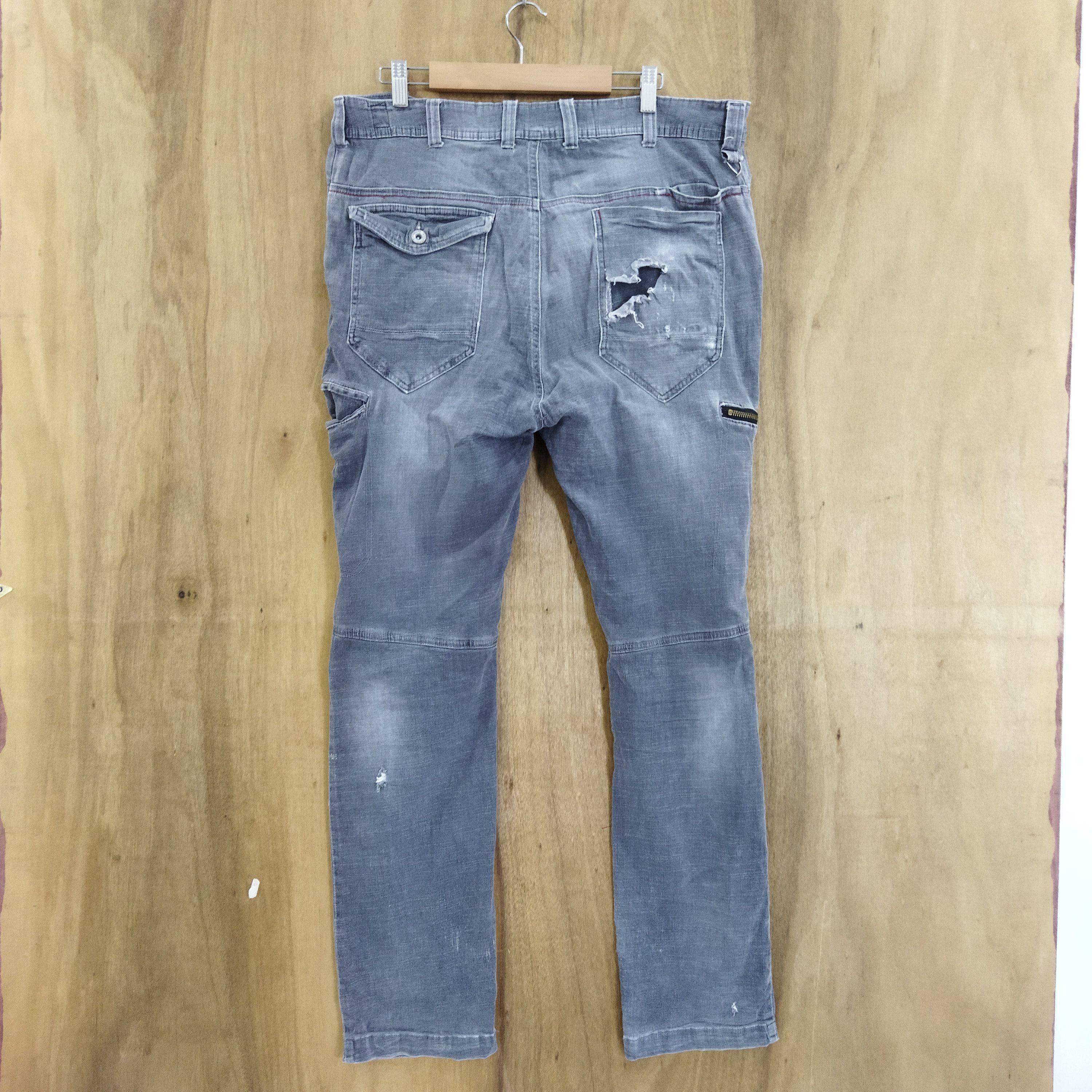 Japanese Brand AERO STRETCH DENIM FADED BLACK CARGO PANTS Size US 36 / EU 52 - 8 Thumbnail