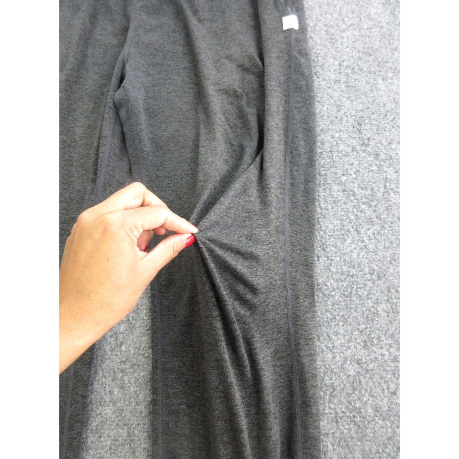 Vuori Vuori Mens Medium Gray Jogger Sweatpants Elastic Waist Pockets Tapered Leg Jersey Lounge Activewear Pants Size US 31 - 3 Thumbnail