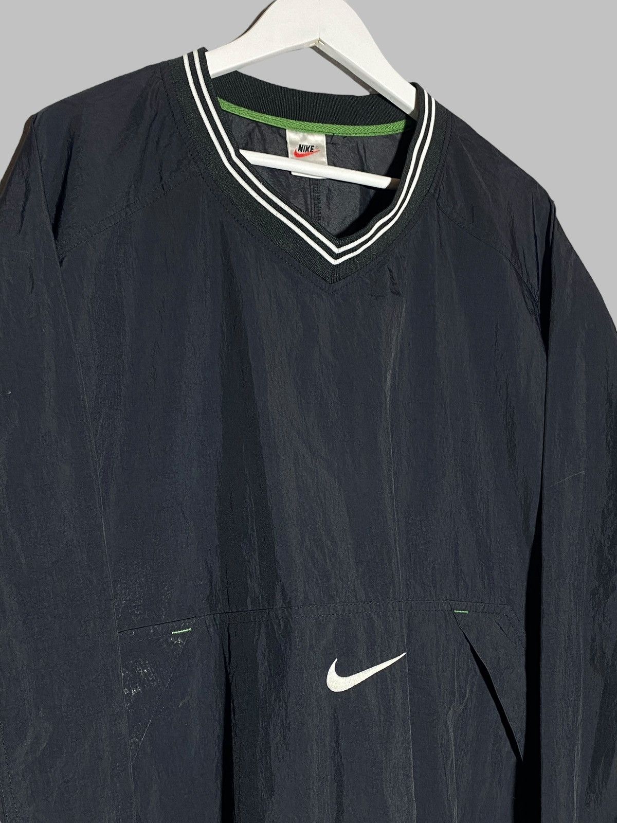 Nike Vintage 90s Nike Center Swoosh Pullover Windbreaker Jacket Size US L / EU 52-54 / 3 - 3 Thumbnail