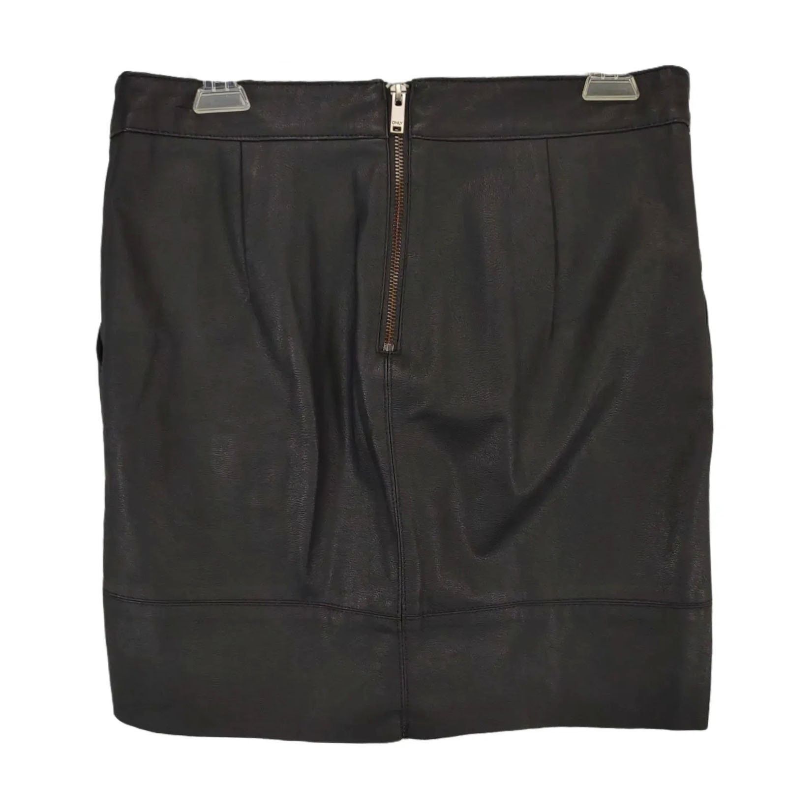 Other UK ONLY onlBASE OTW Black Faux Leather Short Mini Skirt Pockets Size 30" / US 8 / IT 44 - 4 Thumbnail