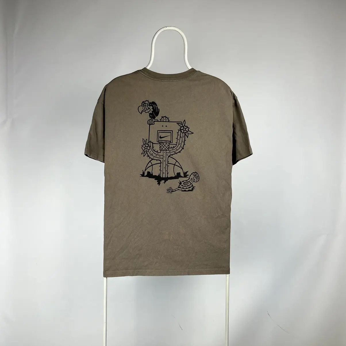 Nike Nike Sustainable basketball Tshirt size Medium Size US M / EU 48-50 / 2 - 2 Thumbnail