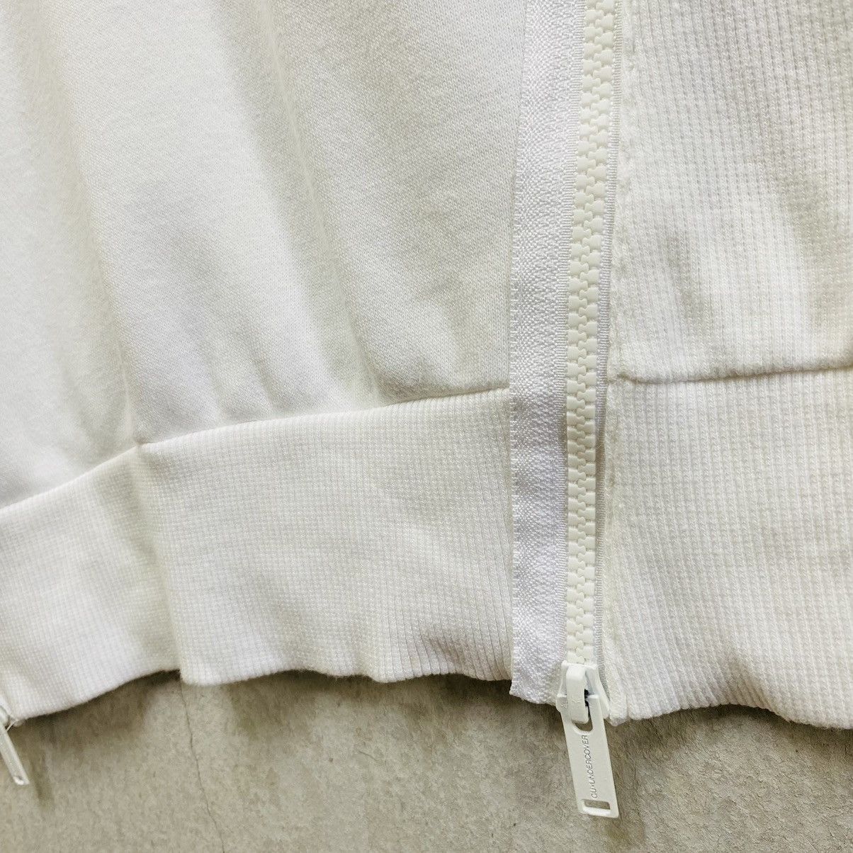 GU × Undercover GU x Undercover Jun Takahashi White Sweatshirt Multi-Zip M Size US M / EU 48-50 / 2 - 11 Thumbnail