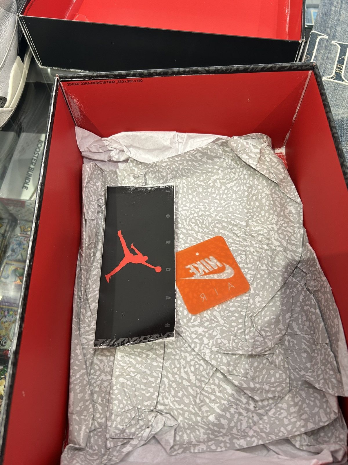 Jordan Brand Jordan 3 white cement reimagine Size US 9 / EU 42 - 13 Thumbnail