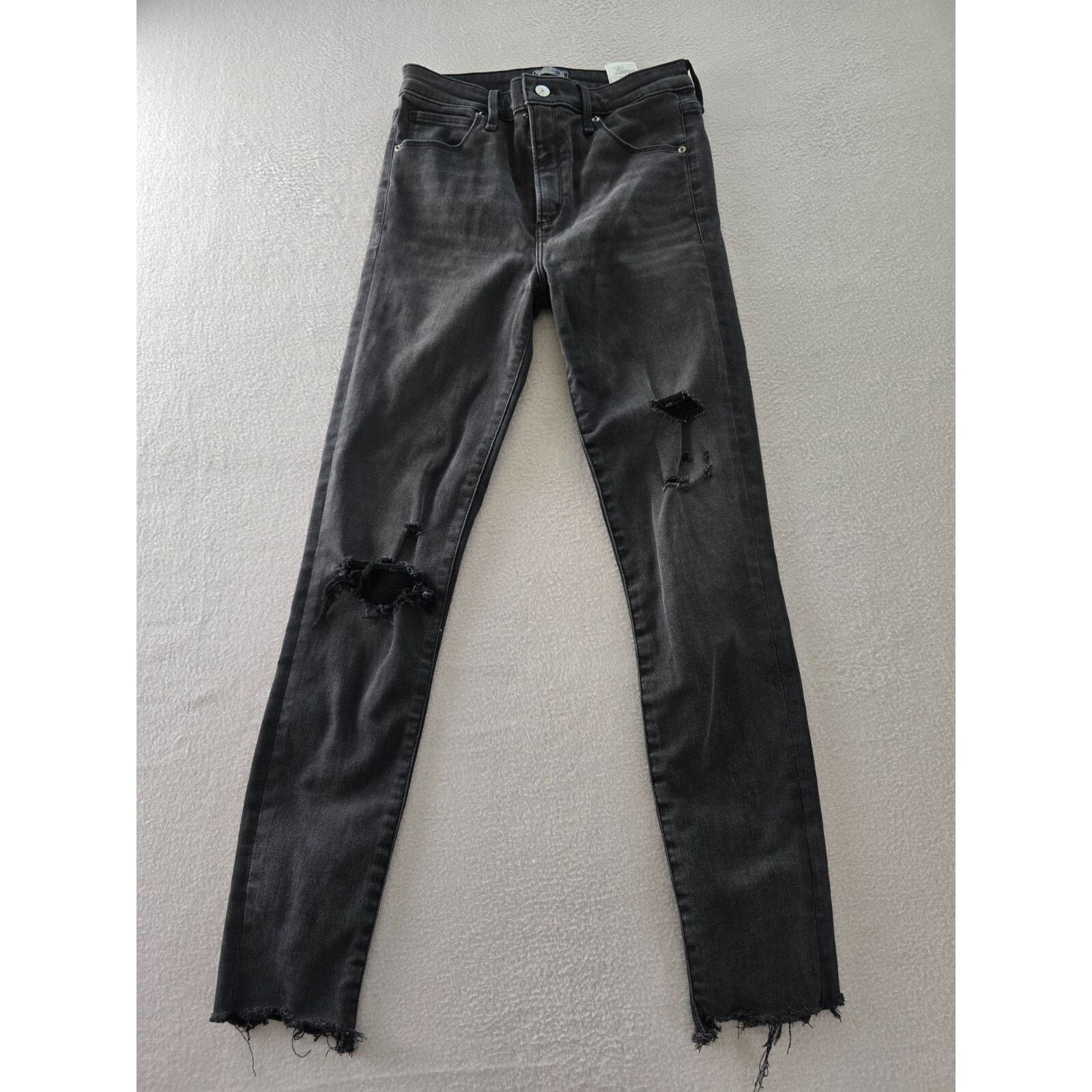 Abercrombie & Fitch Abercrombie & Fitch Skinny Jeans Womens Size 27 Black High Size 27" / US 4 / IT 40 - 1 Thumbnail
