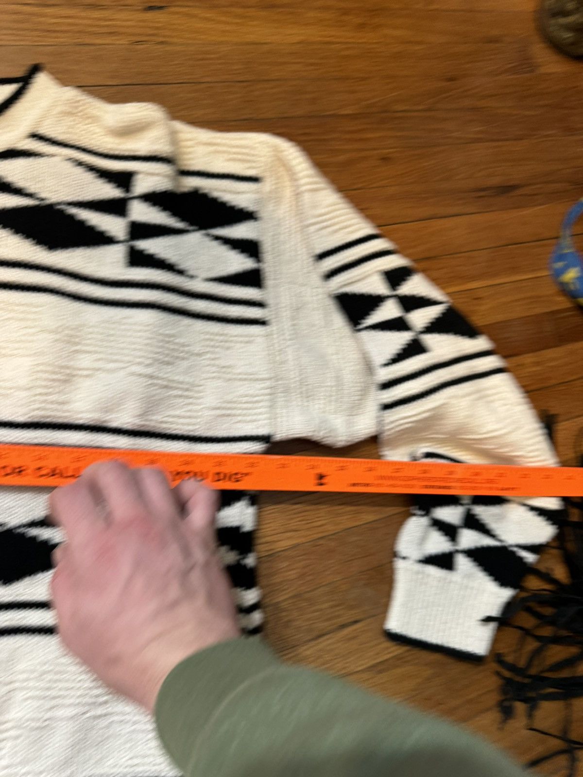Vintage Vintage Aztec Sweater Size US XL / EU 56 / 4 - 5 Thumbnail