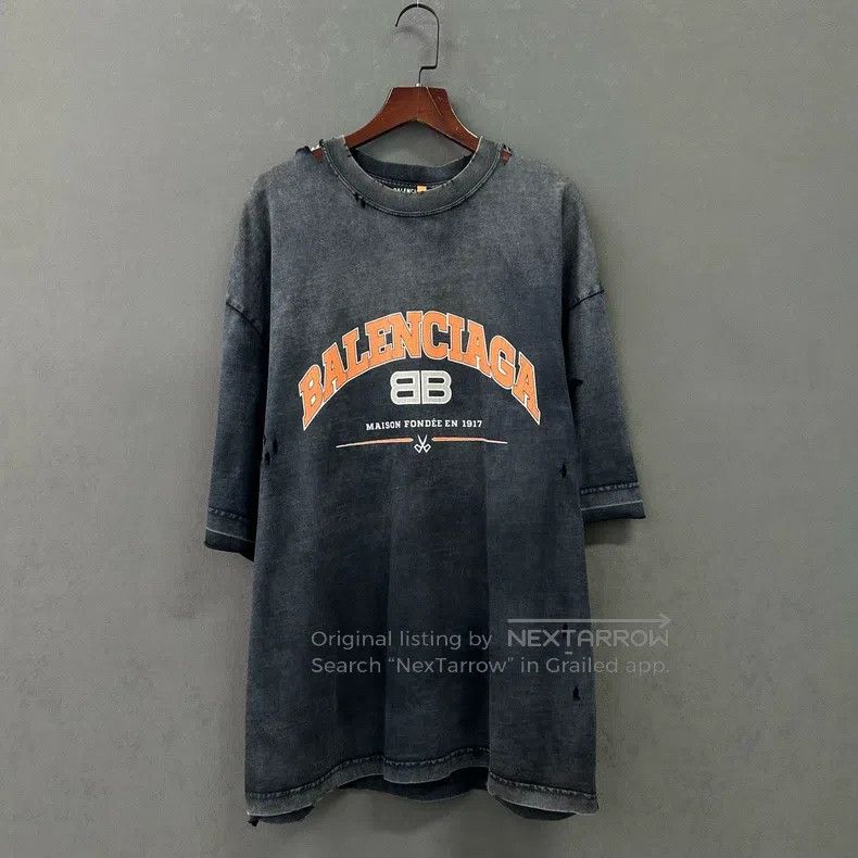 Balenciaga Balenciaga Scissor Logo Short-sleeve Size US S / EU 44-46 / 1 - 1 Thumbnail
