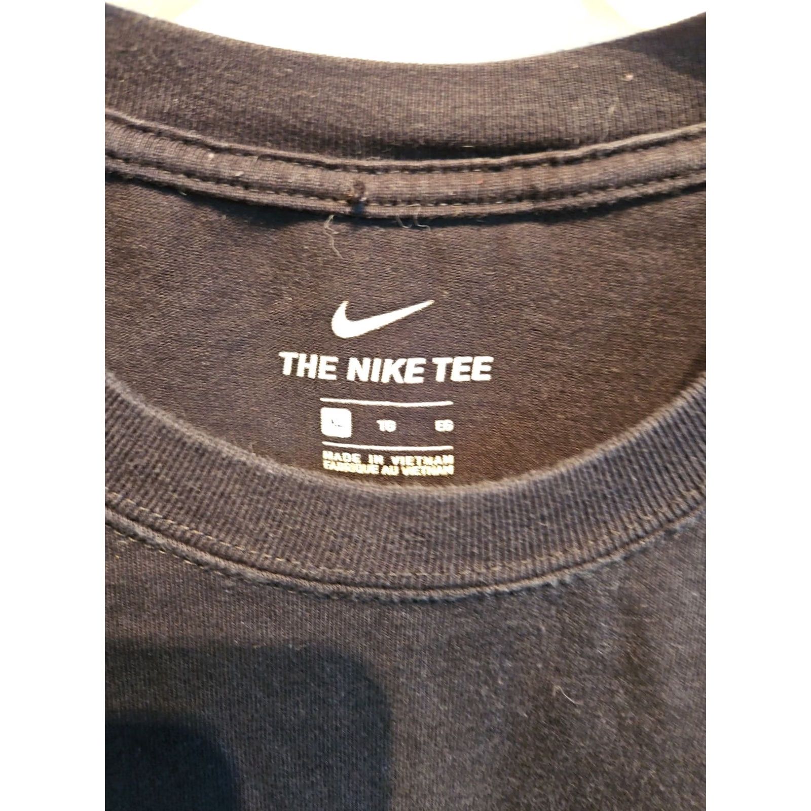 Nike NIKE Roswell Rayguns Funk Basketball Mens T Shirt Black XL DB5964-010 RARE Slim Fit Crew Neck Short Sleeve Sequin Appliques Cotton Size US XL / EU 56 / 4 - 3 Thumbnail