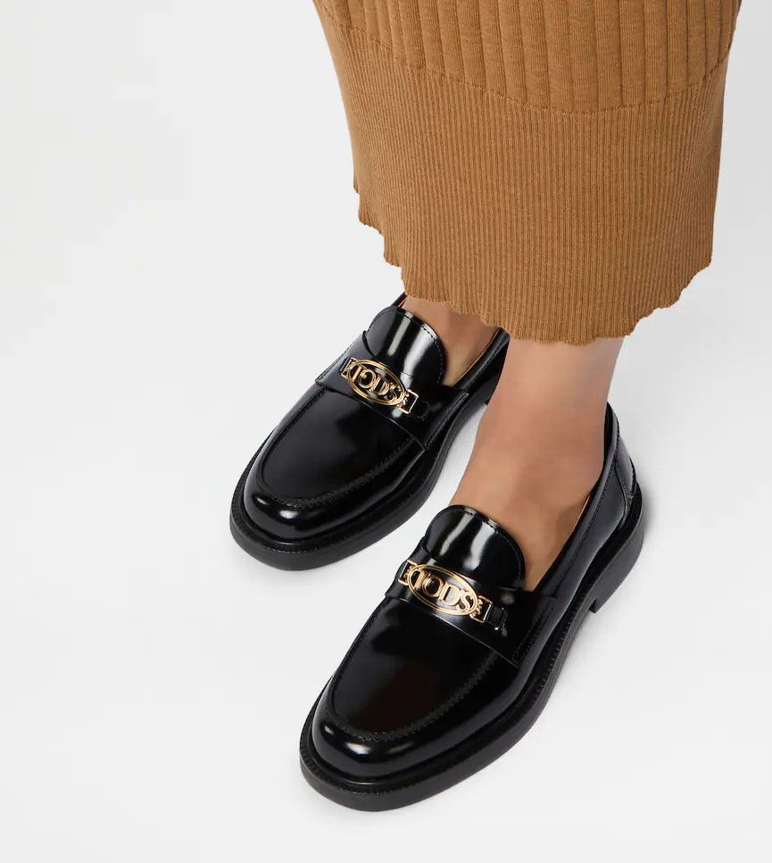 Tod's o1s22i1n1024 Leather Loafers in Black Size US 8 / IT 38 - 2 Thumbnail