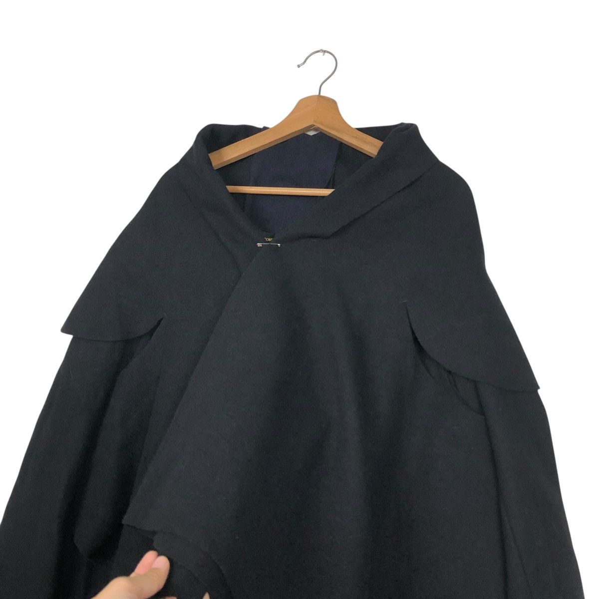 Comme des Garcons 🔥VINTAGE 2003 CAPE JACKET WOOL OVERSIZE ASYMMETRIC DRAPED Size US M / EU 48-50 / 2 - 20 Thumbnail