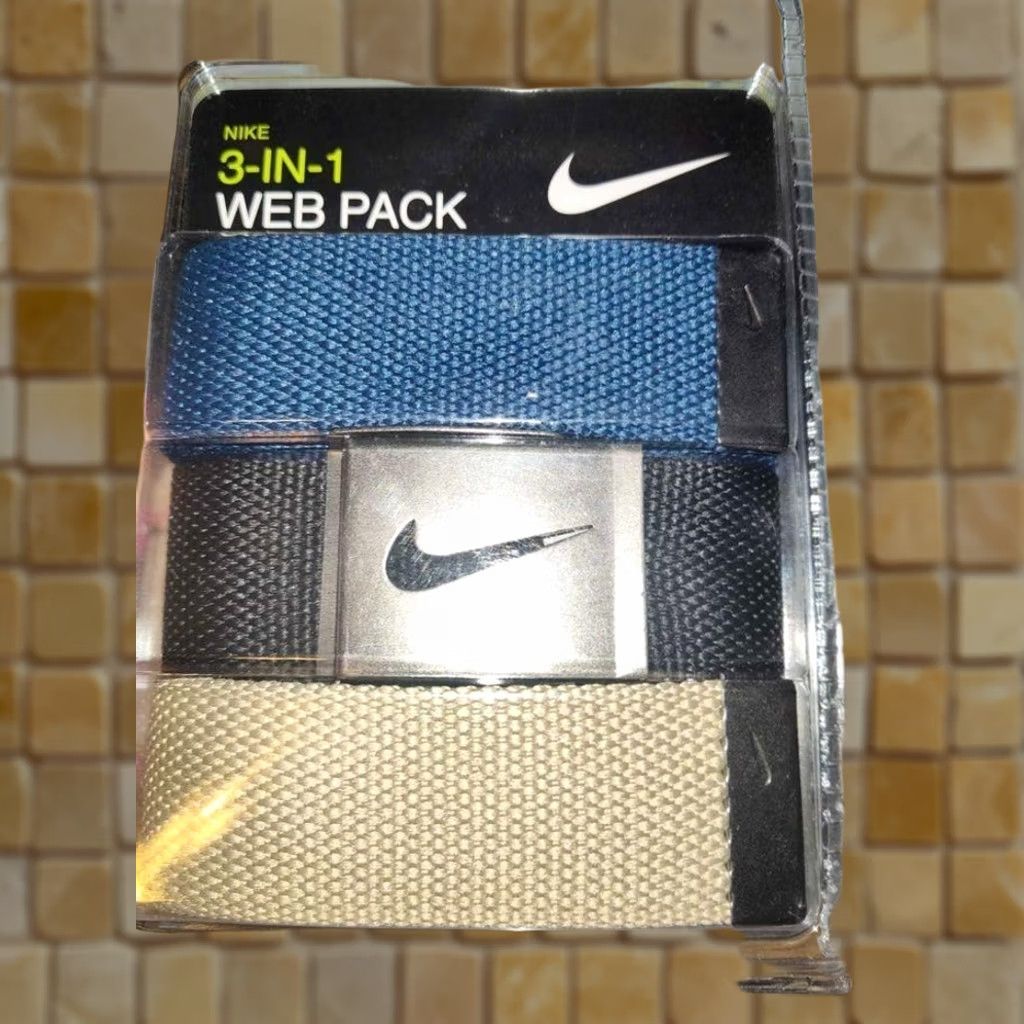 Vintage Web Belt Main Selling Point Black Cotton 1 Size Fits Up To 42 Military/Webbed Belt Adjustable Mens Boys Size ONE SIZE - 1 Preview