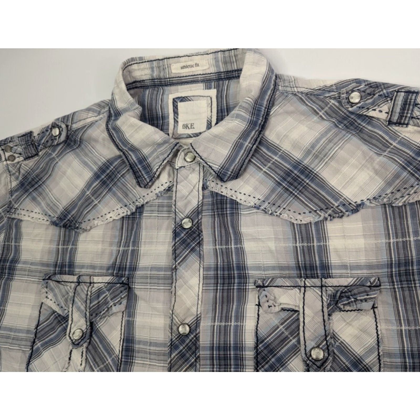 Vintage BKE Shirt XL Gray Athletic Fit Plaid Long Sleeve Button-Up Western Distress Pearl Snap Size US XL / EU 56 / 4 - 2 Thumbnail