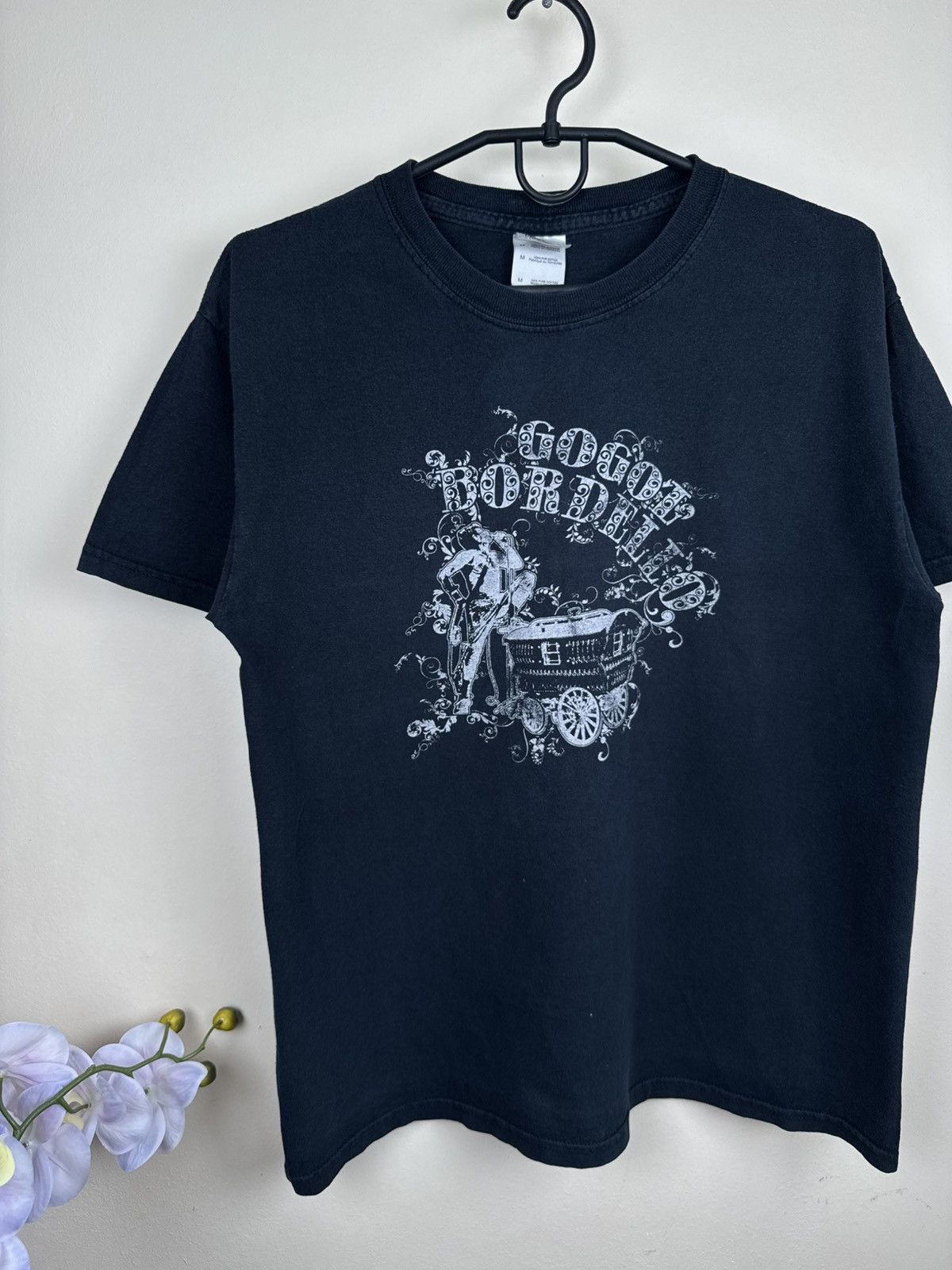 Gildan Vintage Gogol Bordelo T shirt Rock Band Black Sz M Music Size US M / EU 48-50 / 2 - 8 Thumbnail