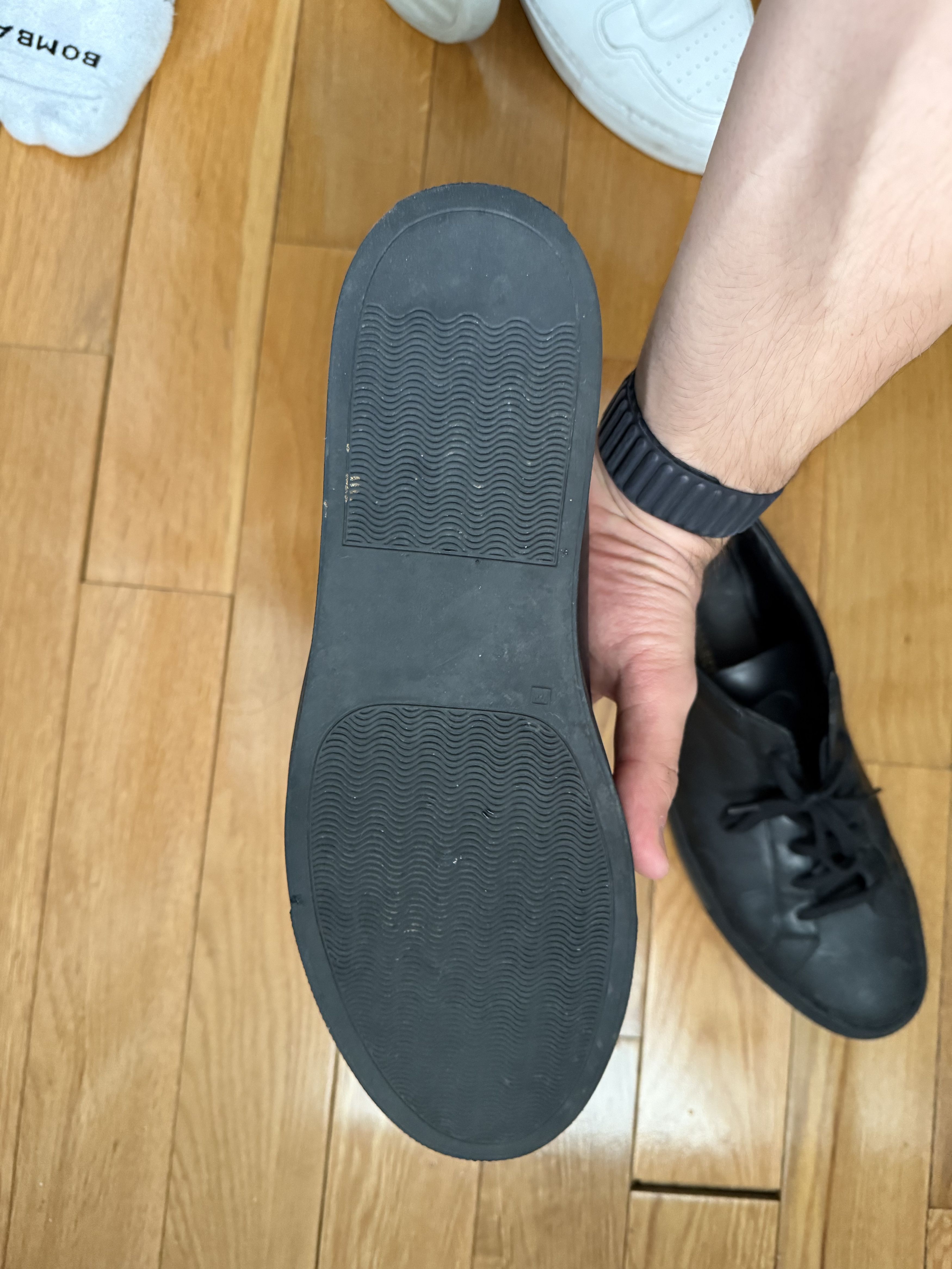 Common Projects Common Projects Achilles Low in Black Size US 10 / EU 43 - 4 Thumbnail