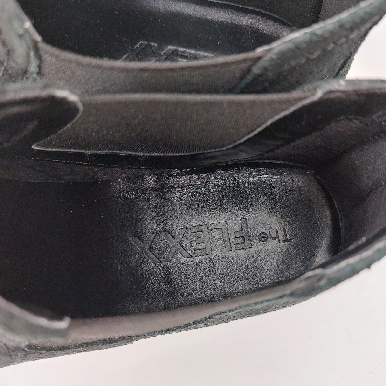 Other The Flexx Black Chelsea Bootie Animal Embossed US 8 Almond Size US 8 / IT 38 - 11 Thumbnail
