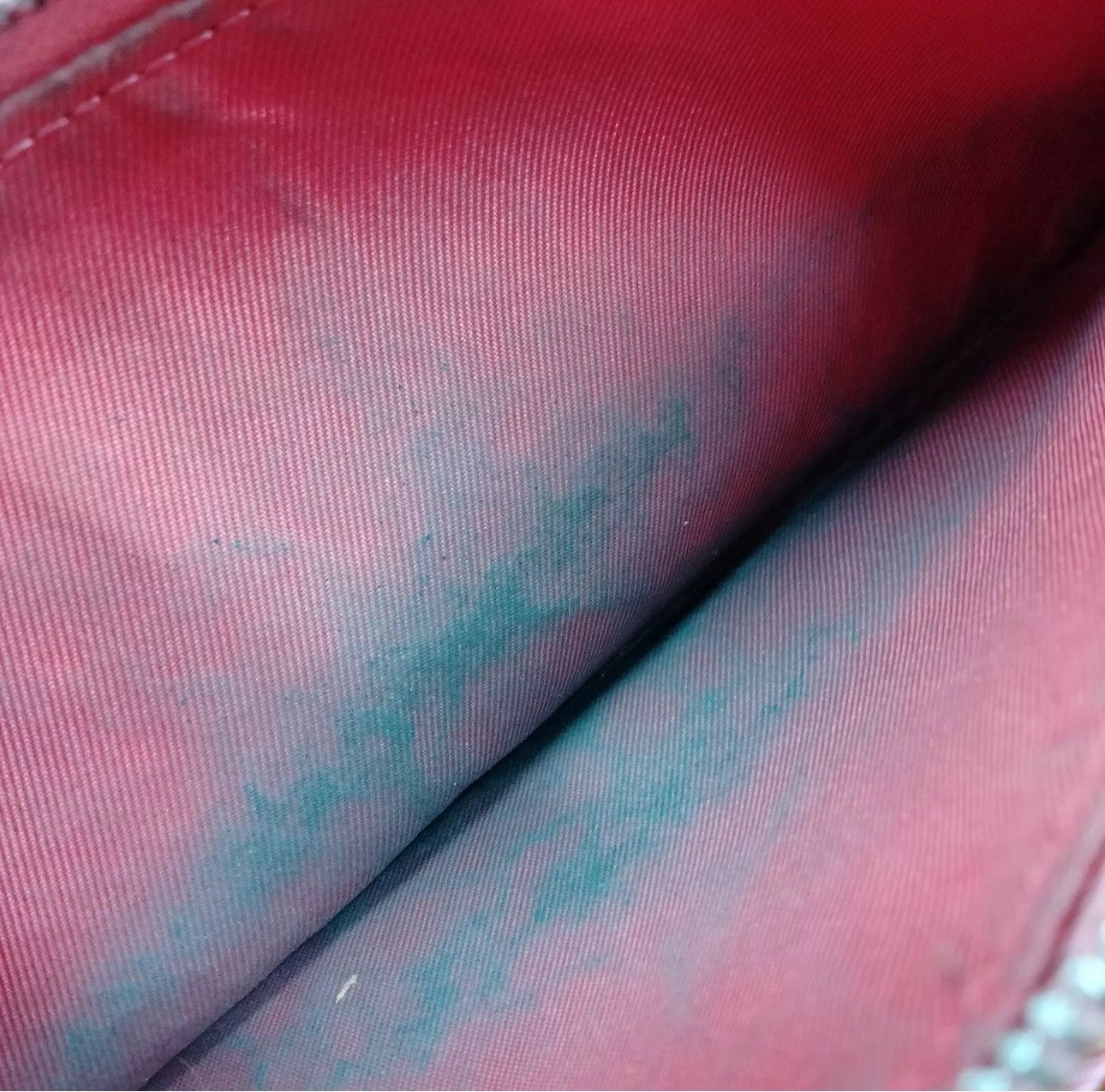 Hermes Hermes Long Wallet Red Leather in excellent condition. Size ONE SIZE - 6 Thumbnail
